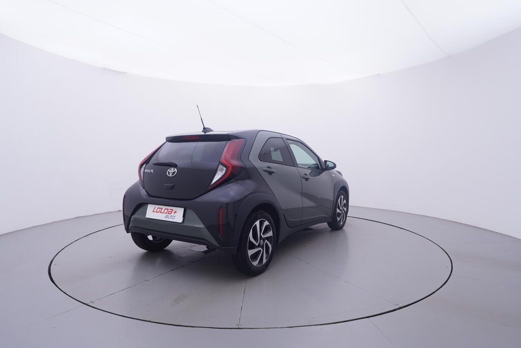 Toyota Aygo, X Style 1.0 53 kW - fotka 5