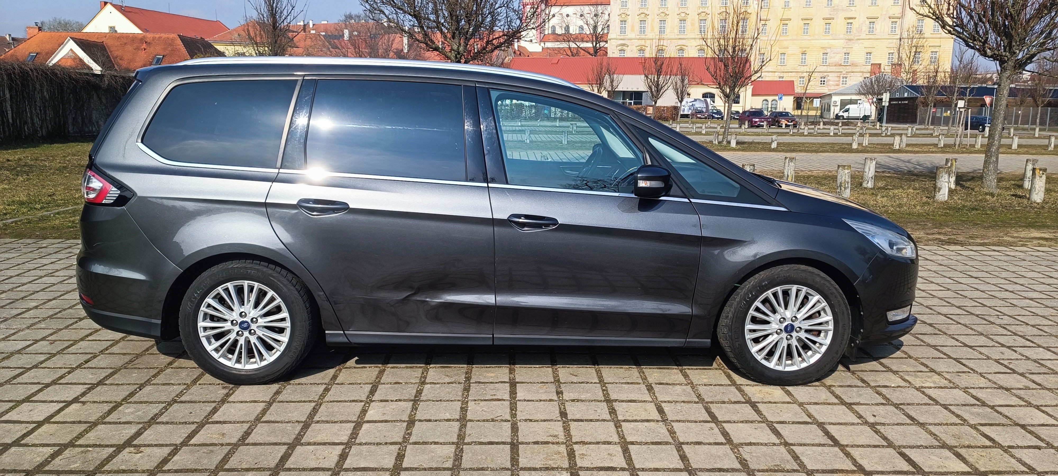 Ford Galaxy, 2.0 TDCi - fotka 4