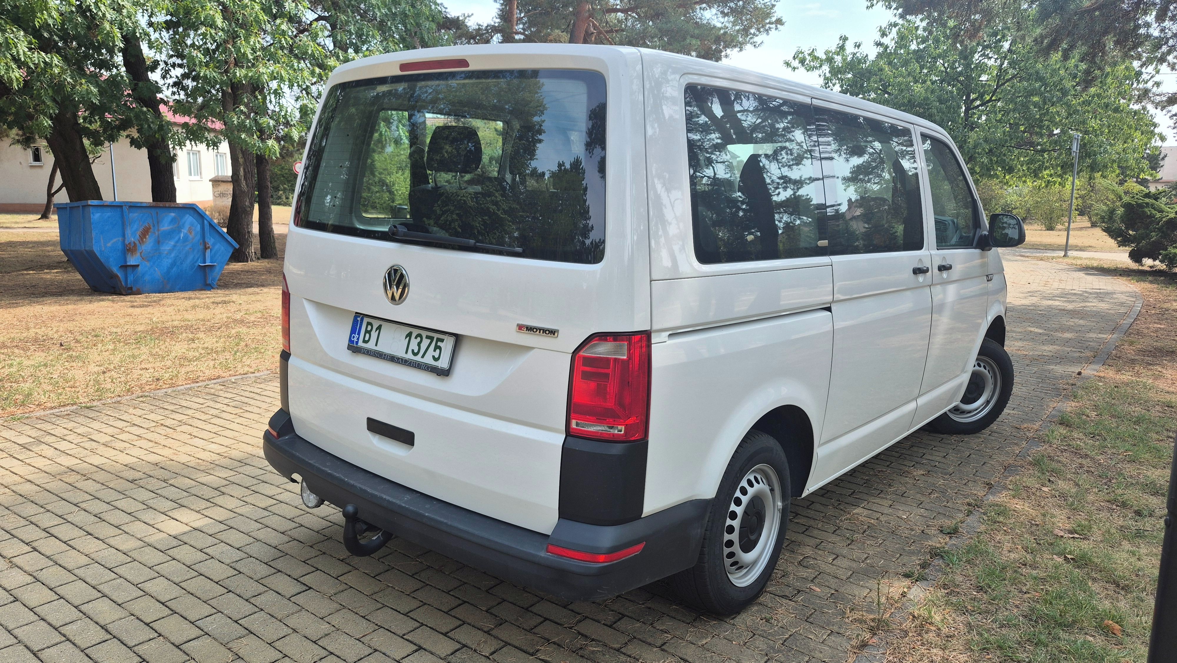 Volkswagen Transporter, 2.0 TDi 110kW 9.míst. LONG - fotka 3