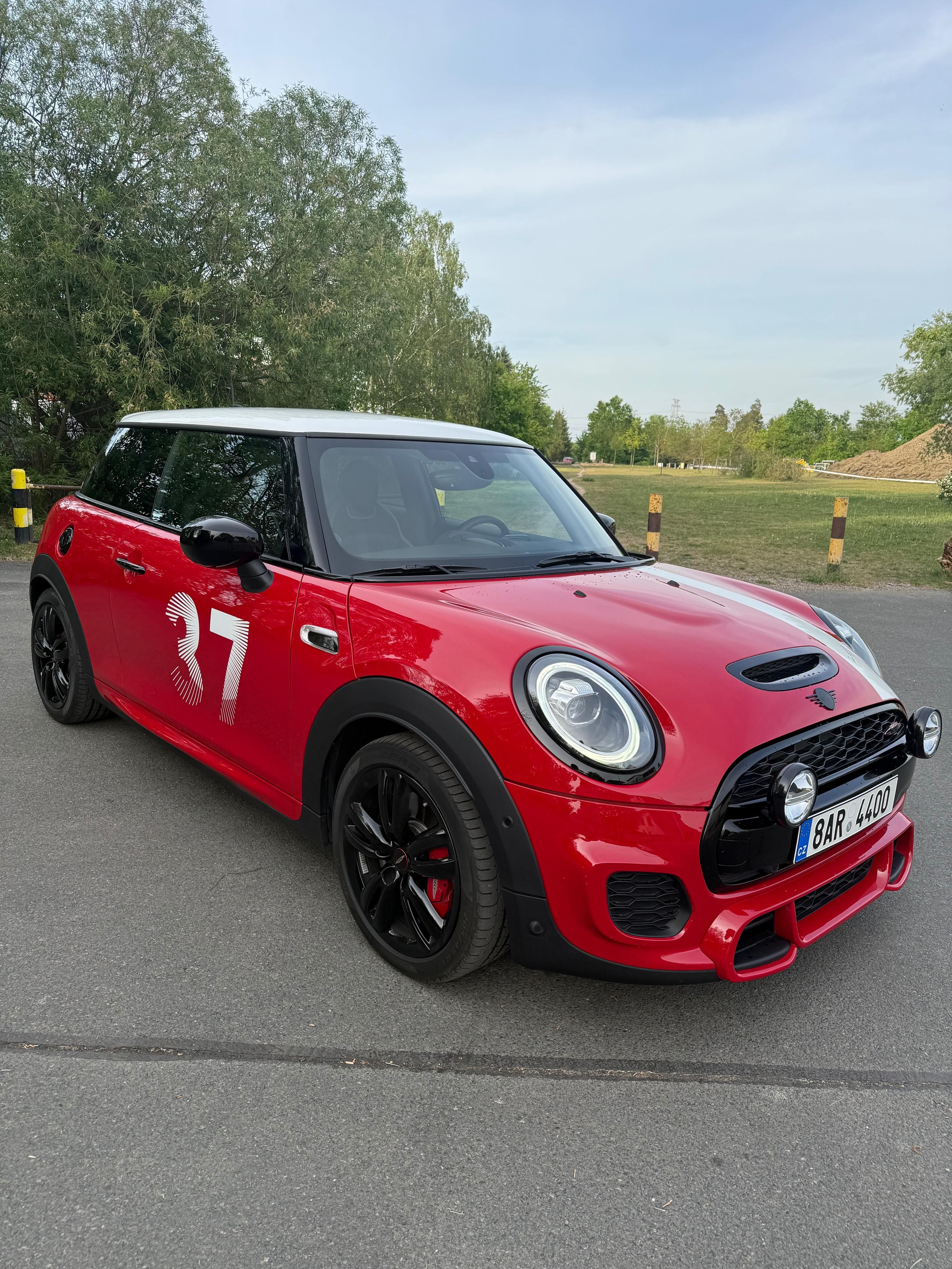 Mini Cooper, Mini John Cooper Works 170 kW - fotka 2