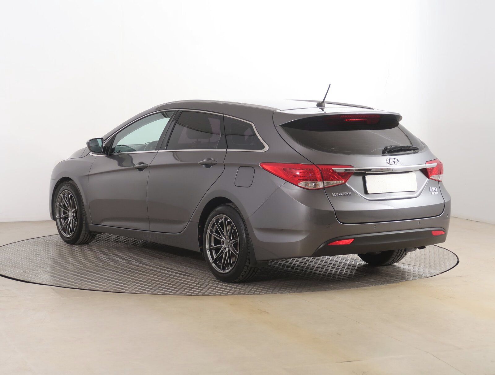Hyundai i40, 1.7 CRDi, Serv.kniha - fotka 4