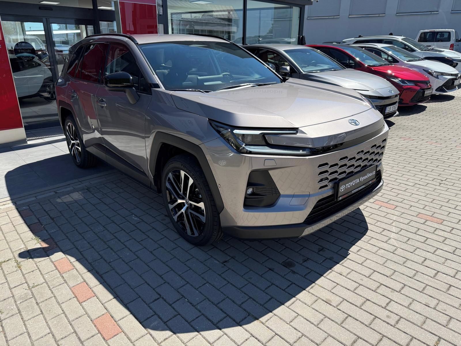 Toyota Rav4, 2.5PHEV 4x4 309PS Executive - fotka 3