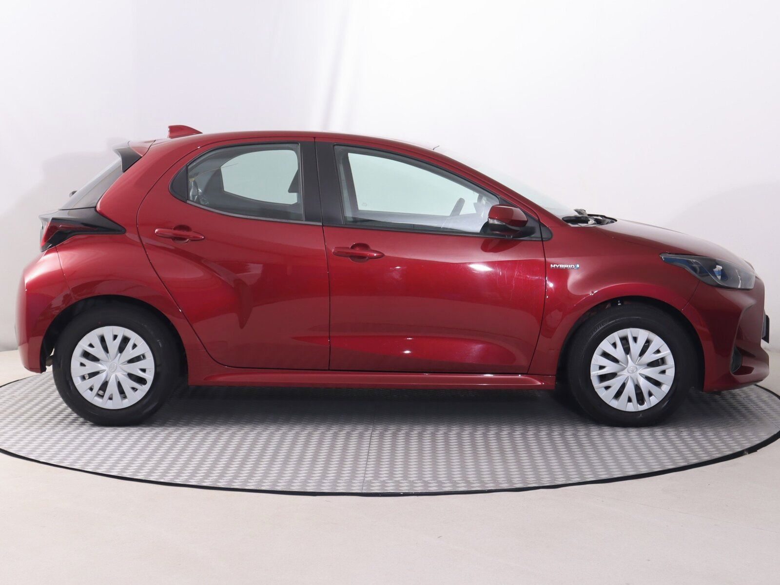 Toyota Yaris, 1.5 VVT-i Hybrid, Life - fotka 6