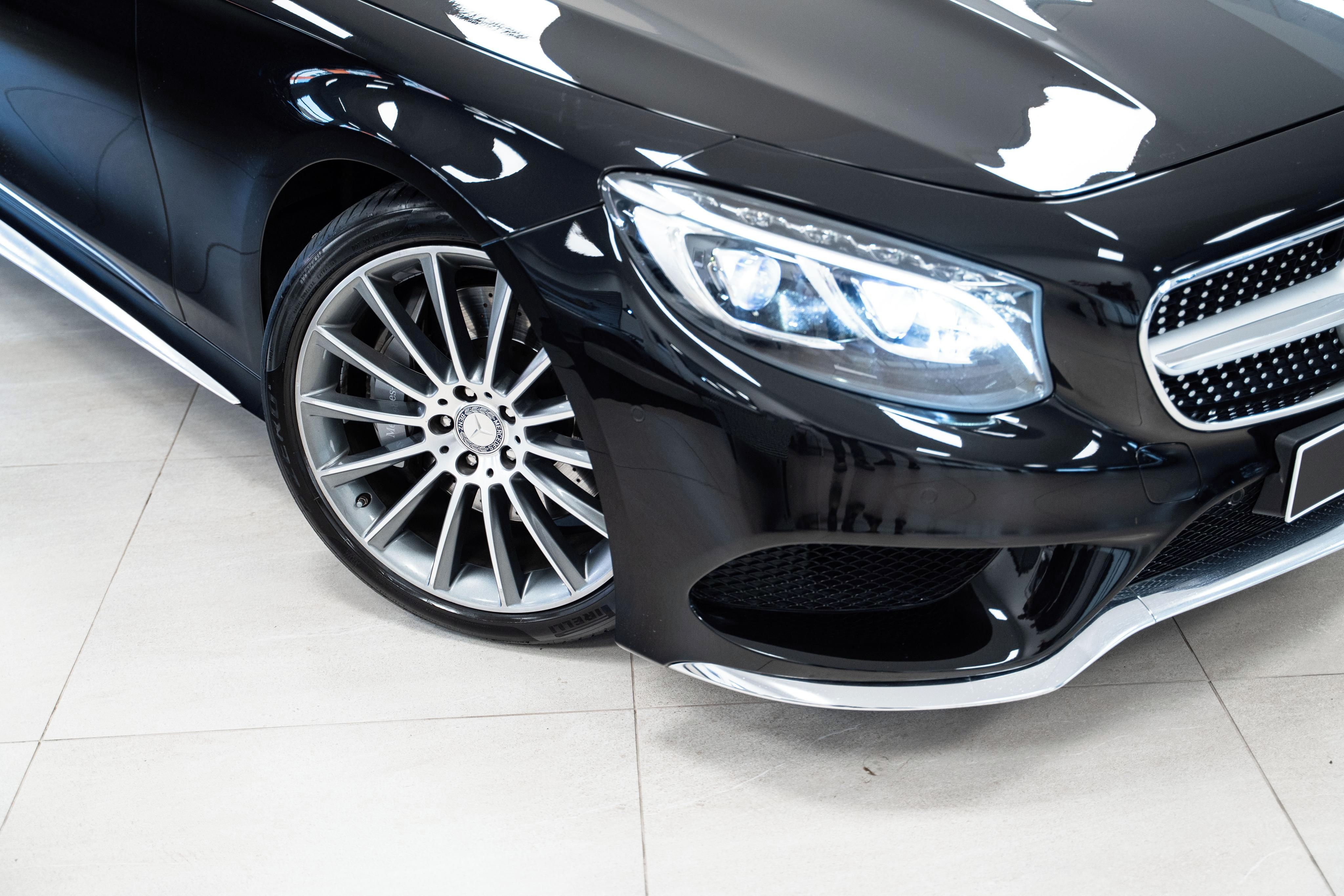 Mercedes-Benz Třídy S, 500 4MATIC Coupé - AMG - fotka 5