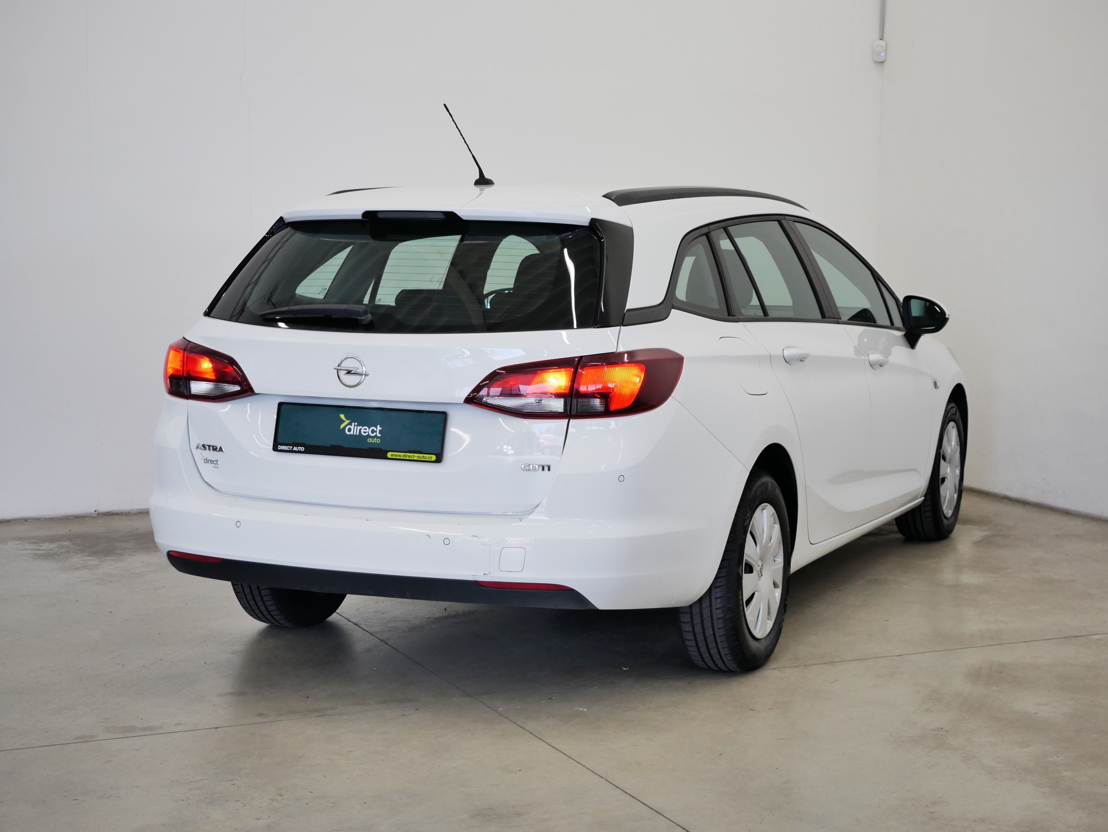 Opel Astra, 1.6 CDTi 81 kW Sports Tourer - fotka 2
