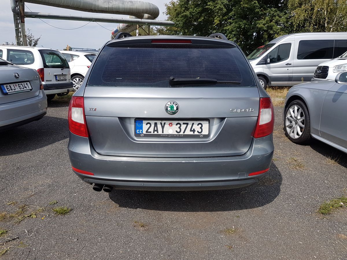 Škoda Superb, 2.0TDi 103KW DSG ČR NOVÁ STK - fotka 5