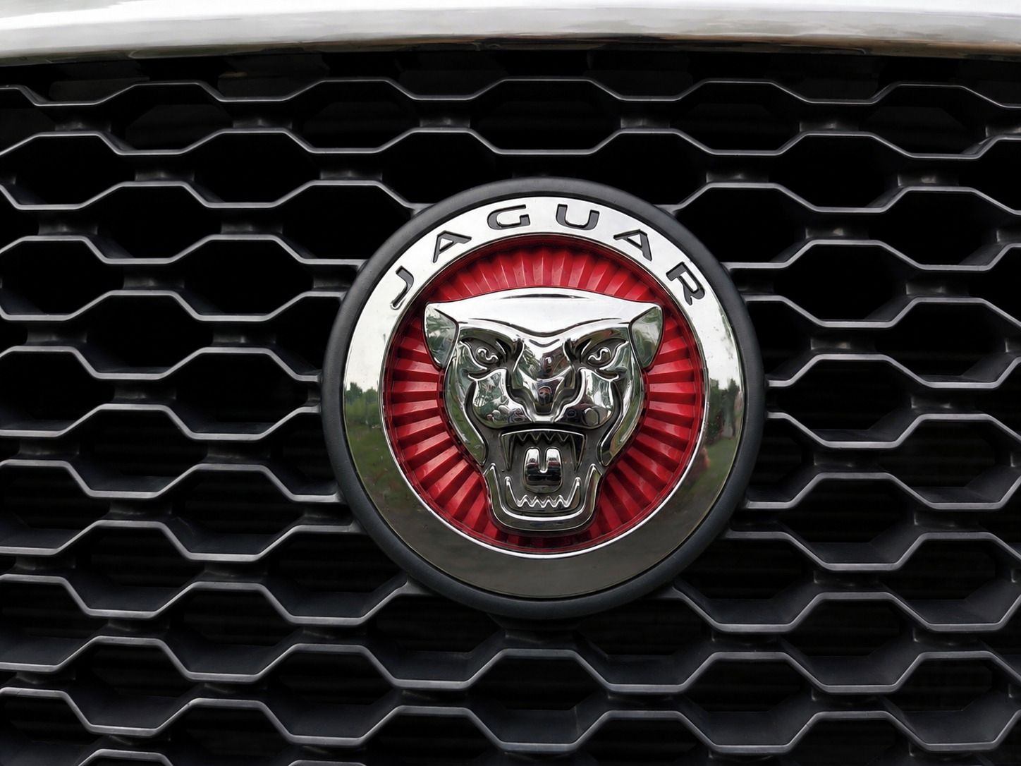 Jaguar F-Pace, Jaguar F-PACE 2.0D AWD, 132 kW - fotka 2