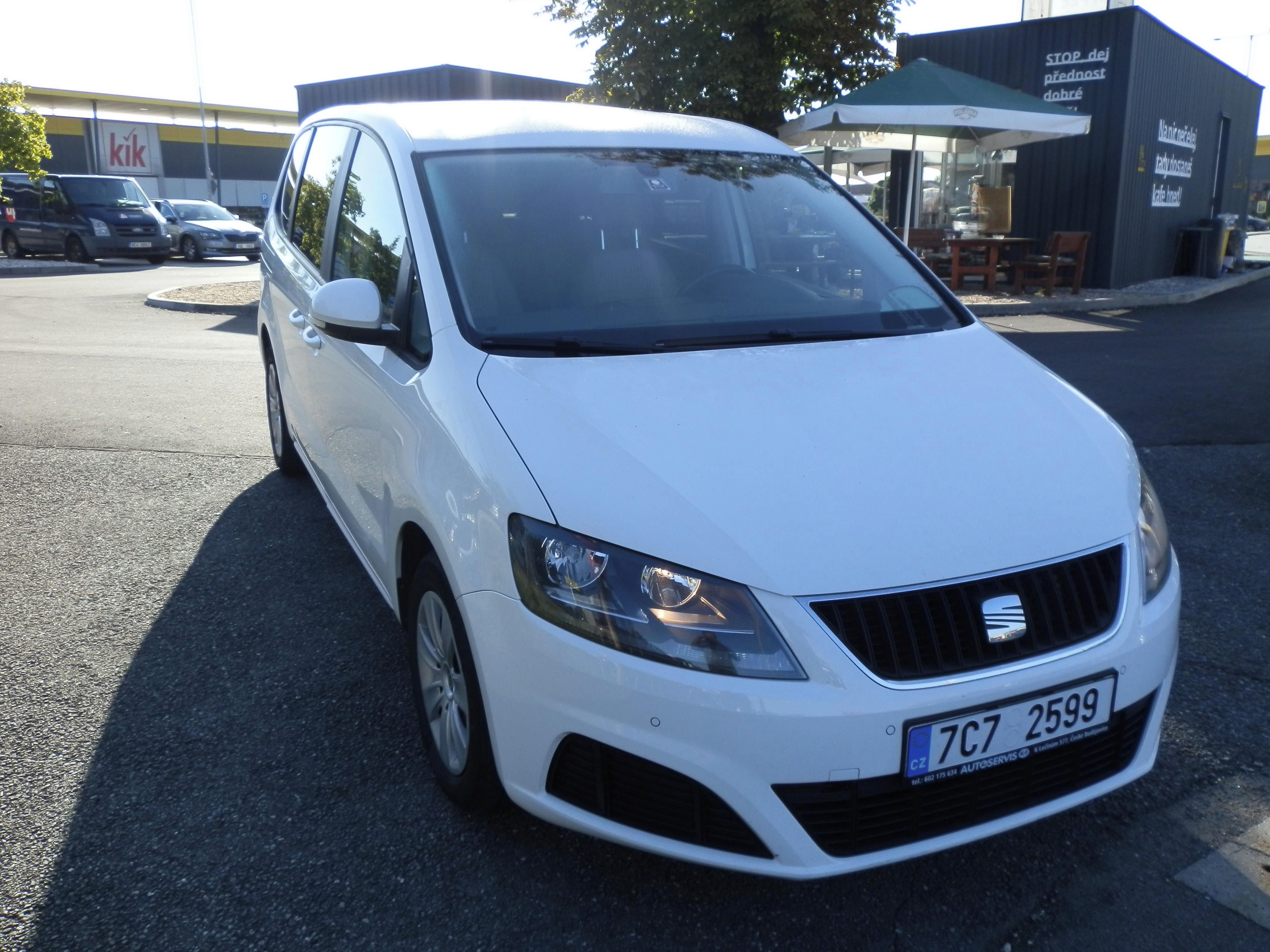 Seat Alhambra, 2,0 TDi - fotka 5