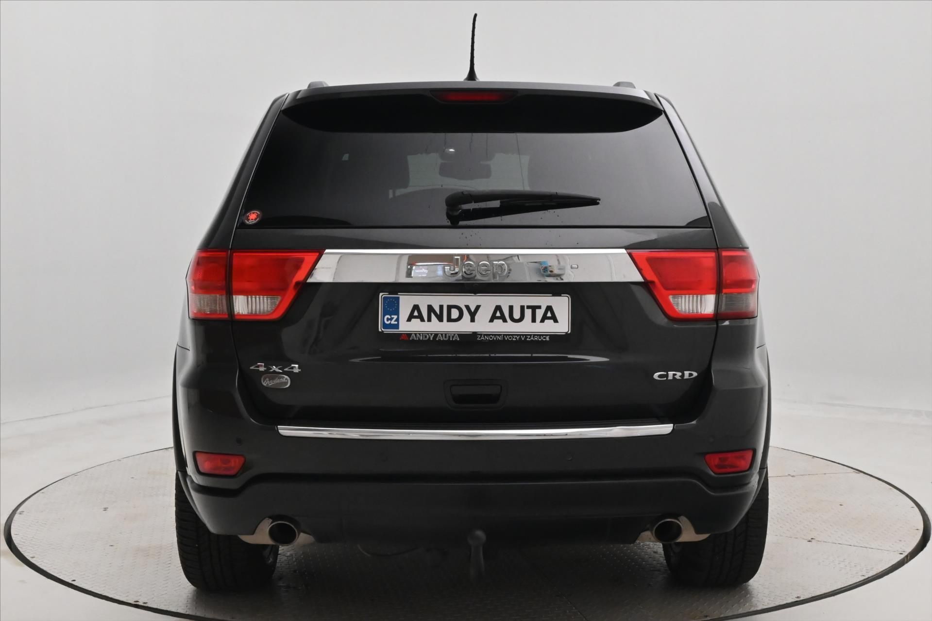 Jeep Grand Cherokee, 3,0 CRD 177 kW 4x4 AT Overland - fotka 6