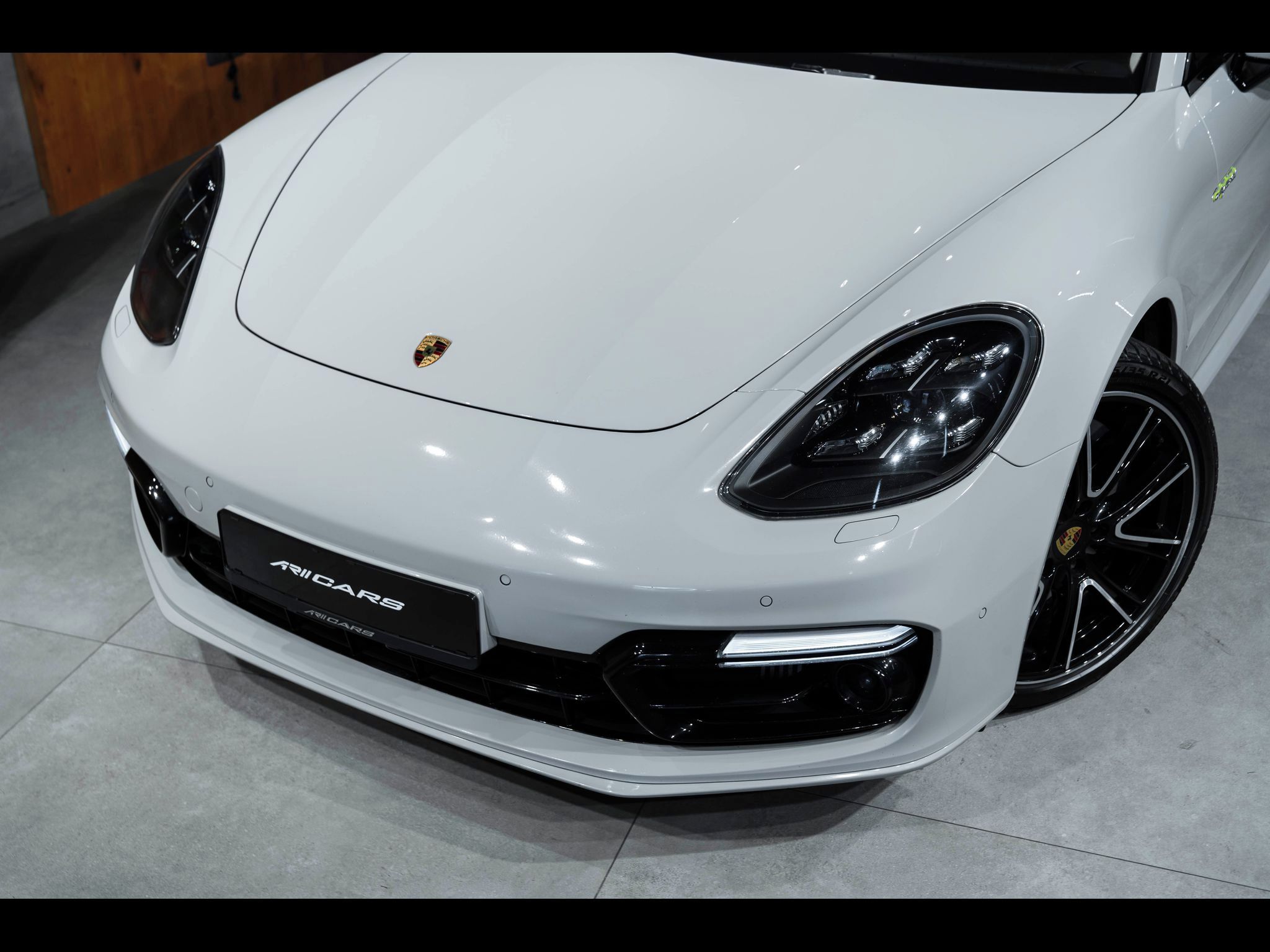 Porsche Panamera, Turbo S E-hybrid - fotka 4