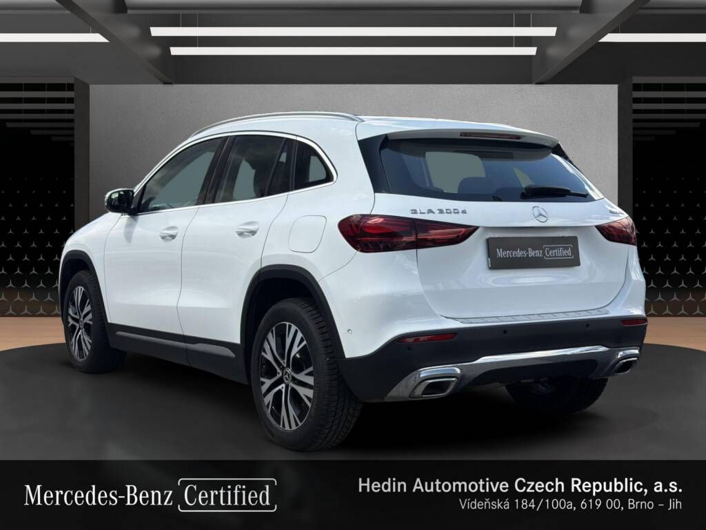 Mercedes-Benz GLA, 200 d 4M Progressive Advanced - fotka 3