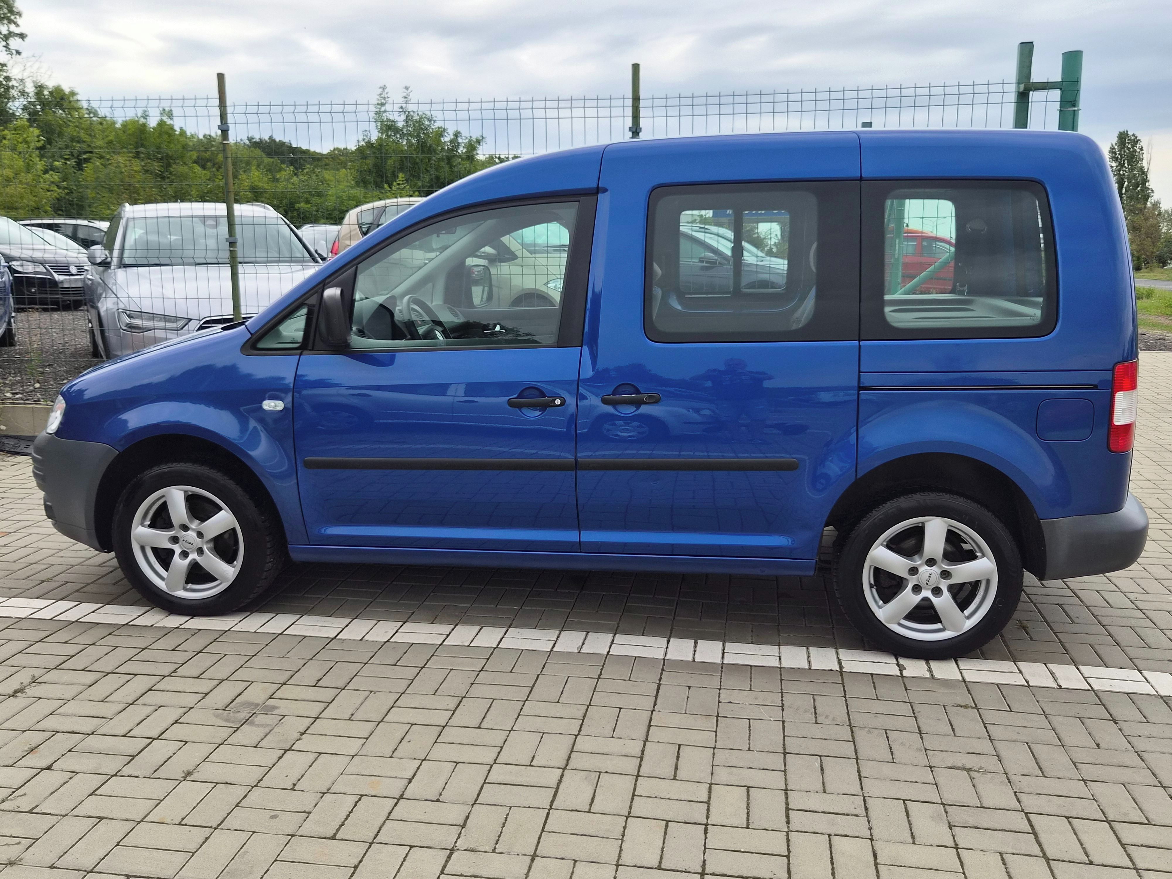 Volkswagen Caddy, 1.9 TDI  LIFE. 2x ŠOUPAČKY - fotka 6