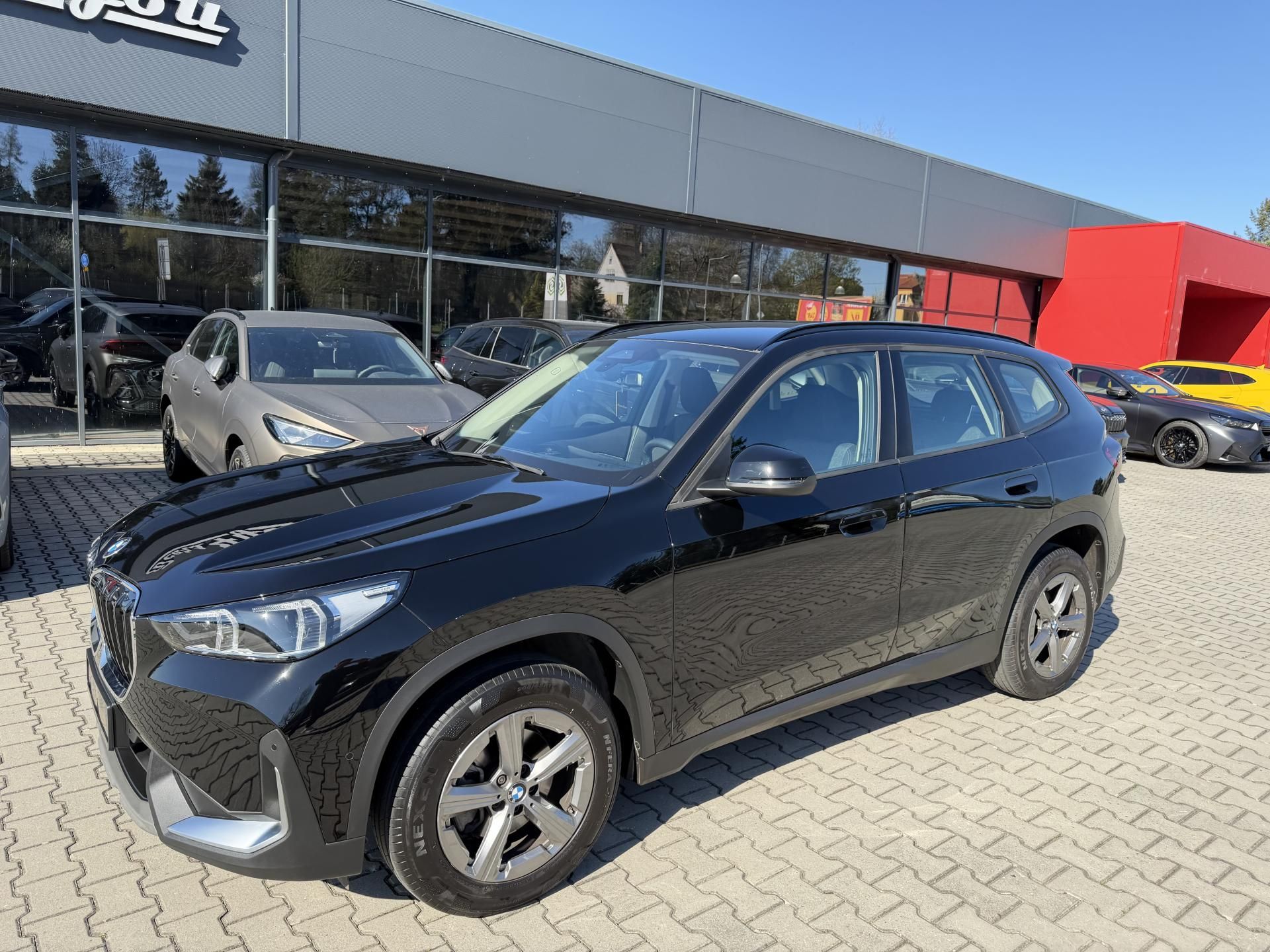 BMW X1, 18i 100kW LED KAMERA CZ - fotka 3