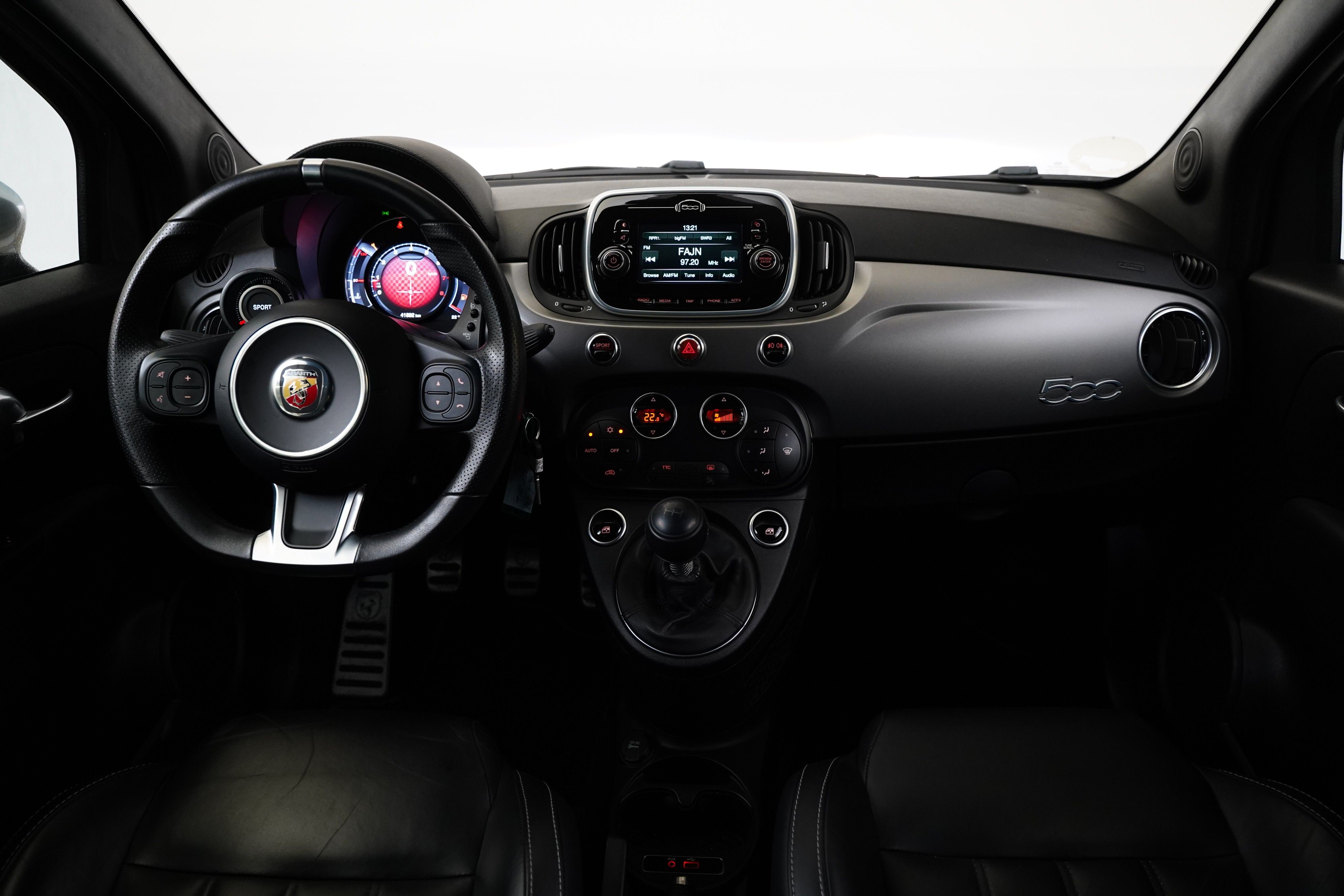 Abarth 595, 1.4 Turbo 121 kW Turismo - fotka 5