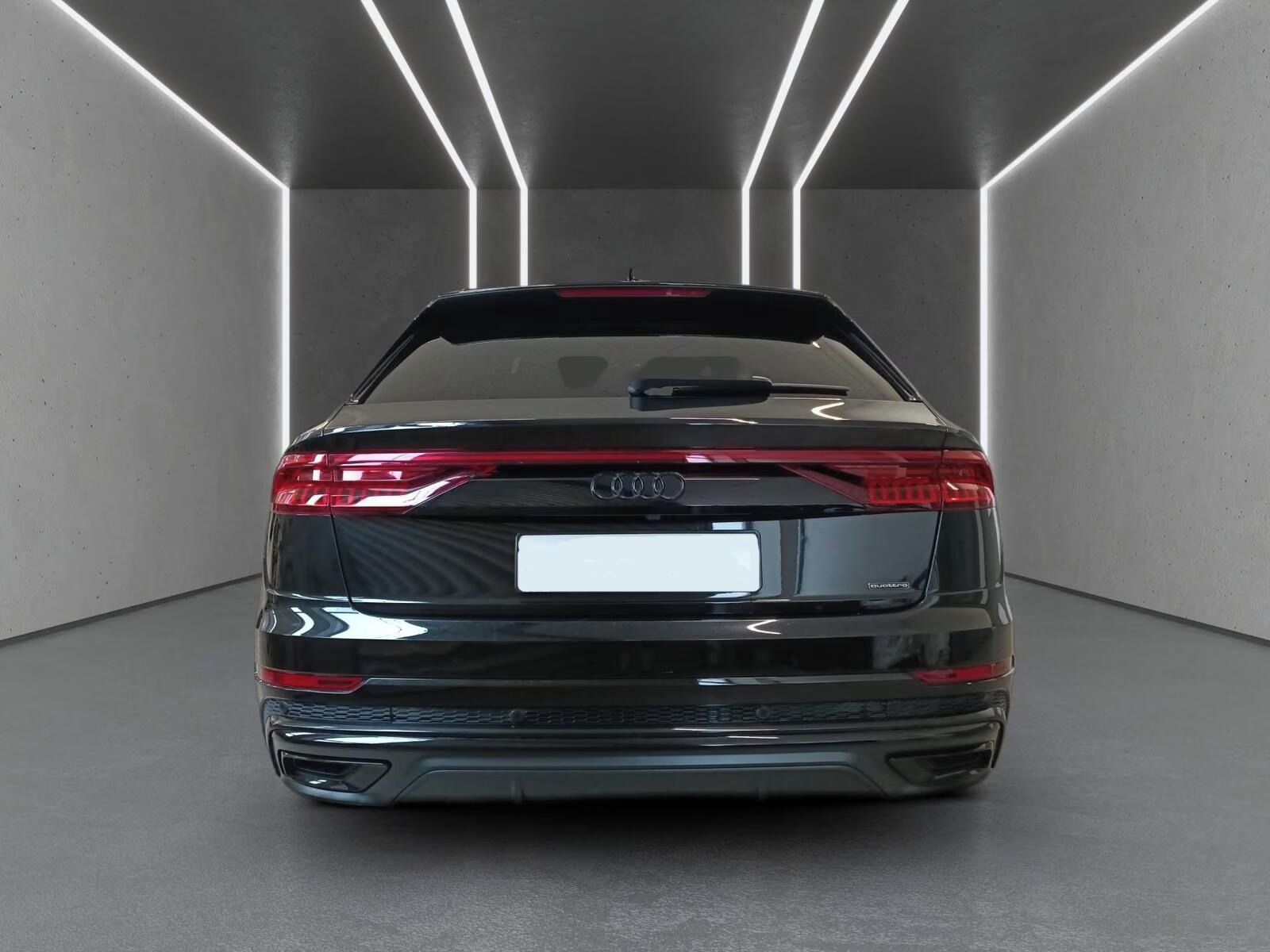 Audi Q8, 55 TFSI e quattro 2 S line - fotka 4