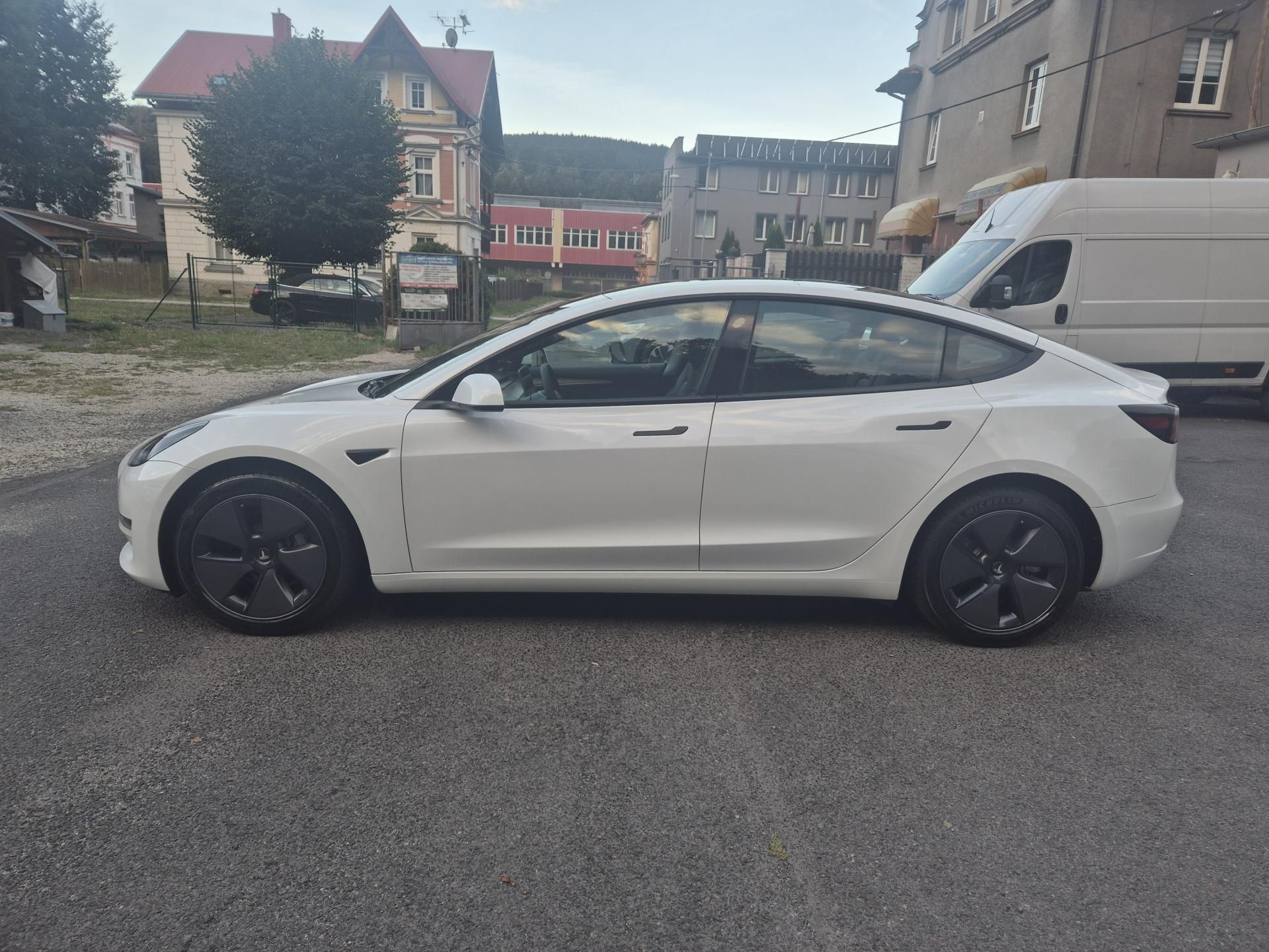 Tesla Model 3, LONG RANGE DUAL MOTOR SOH 97% - fotka 6