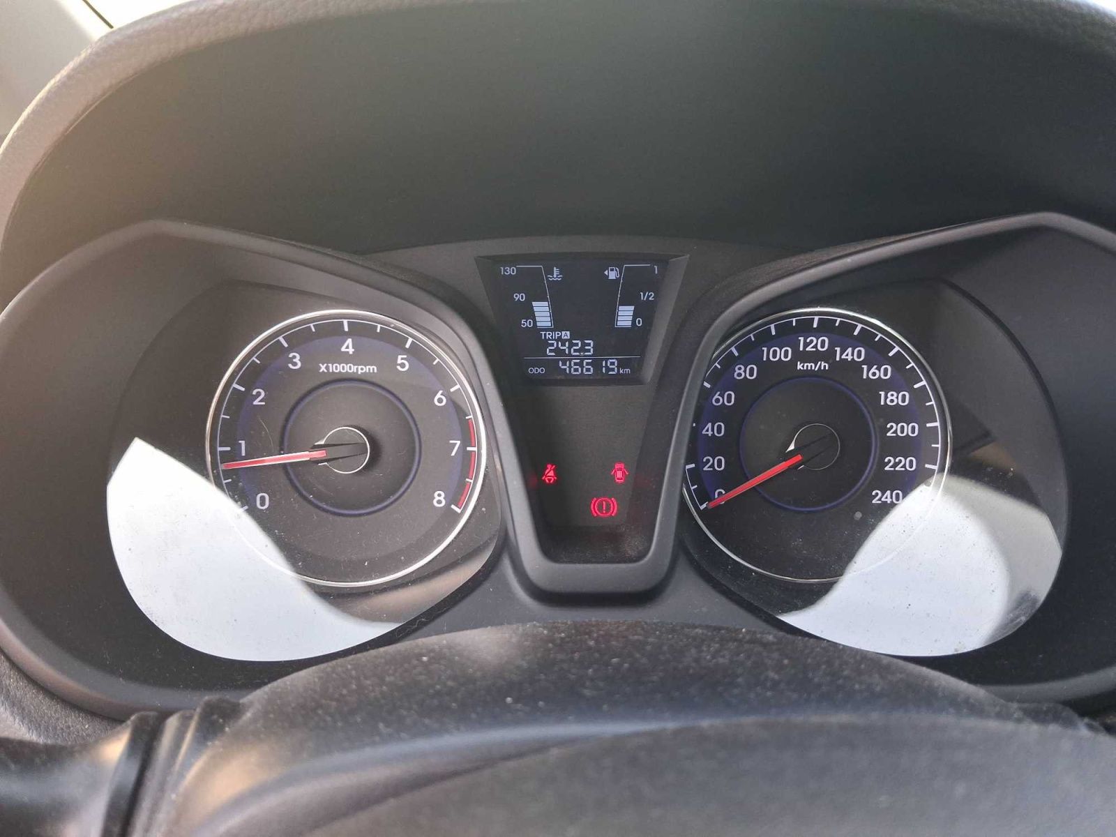 Hyundai ix20, 1.6 CVVT, Serv.kniha, Tempomat - fotka 3