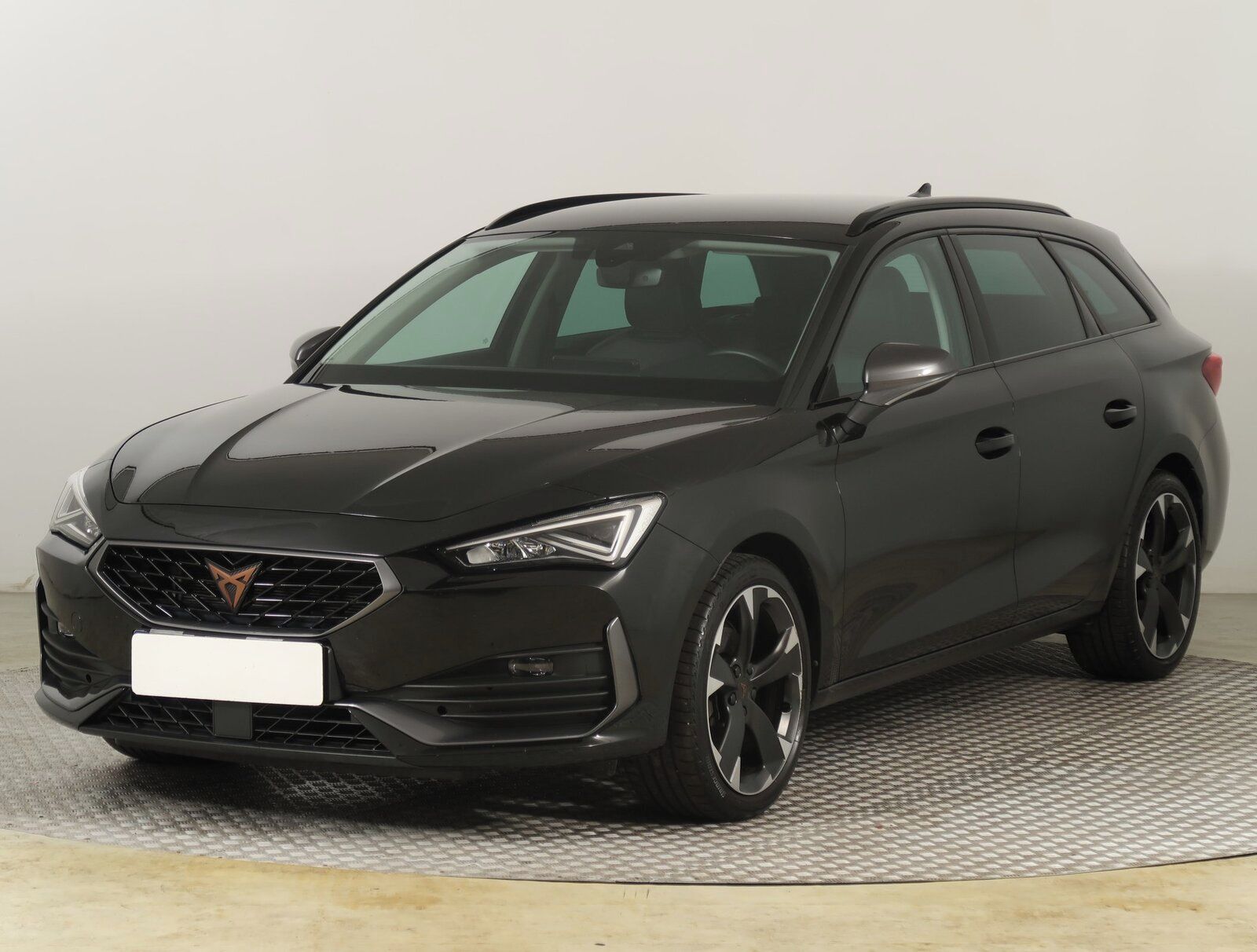 Cupra Leon, 1.5 TSI, Serv.kniha, Kůže - fotka 2