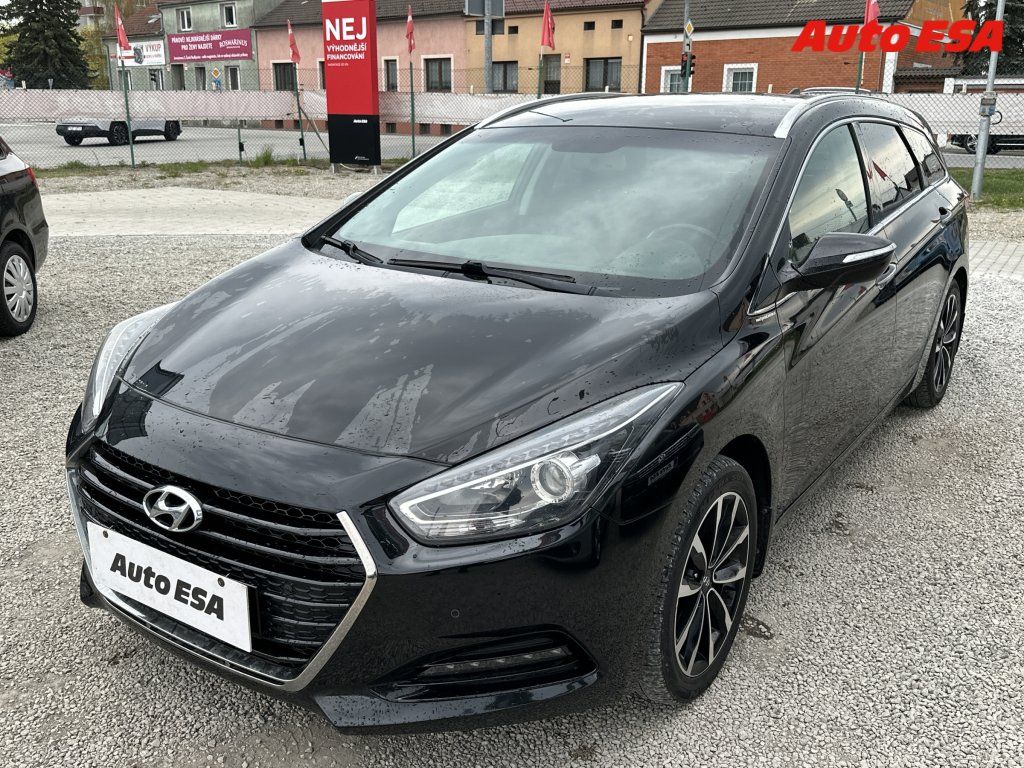 Hyundai i40, 1.7CRDi,2.maj,ČR,Navi,AC - fotka 3