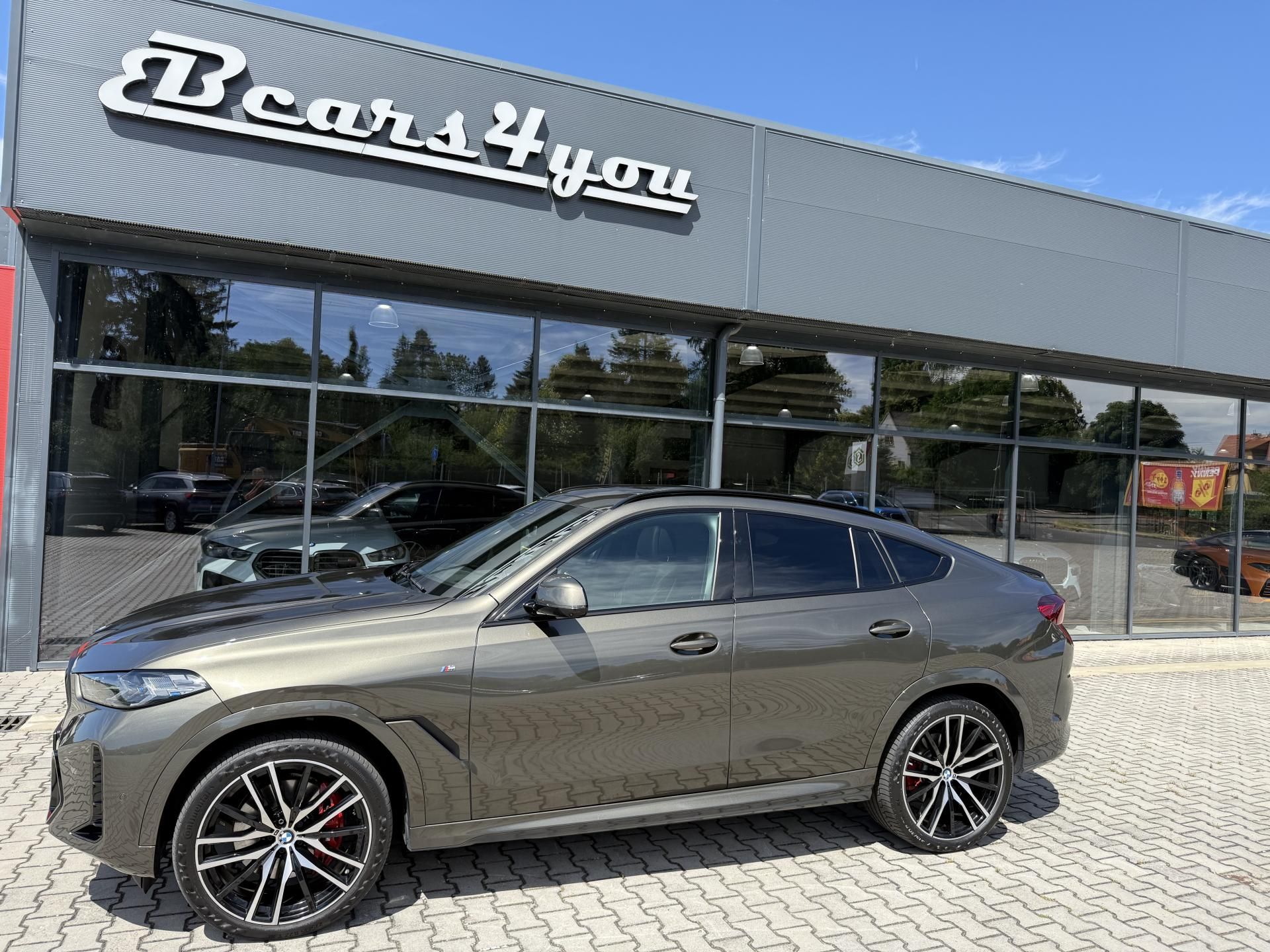 BMW X6, 30XD 210kW M-PAKET R22 BLACK!! - fotka 5