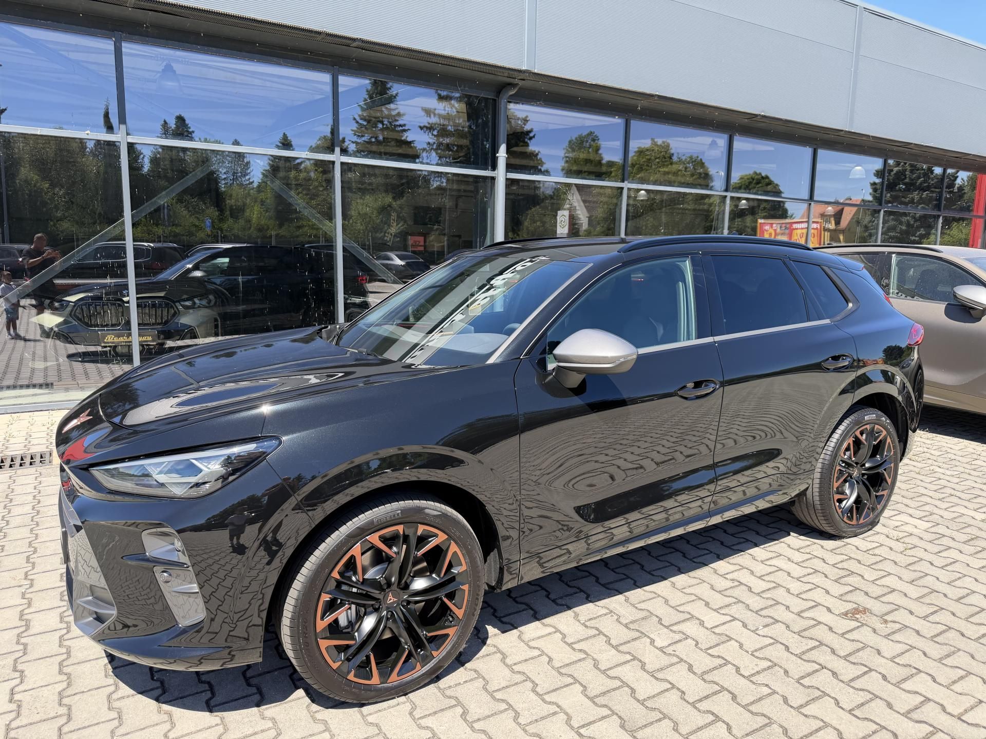 Cupra Terramar, 2.0TSI 150kW 4WD R20 NT DCC CZ - fotka 2