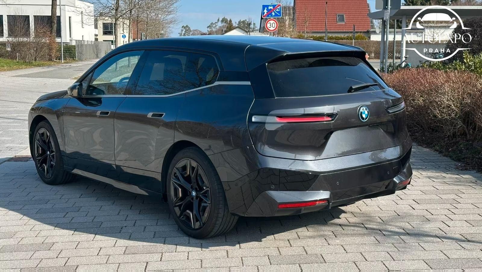 BMW iX, 40 xDrive M-Paket* - fotka 5