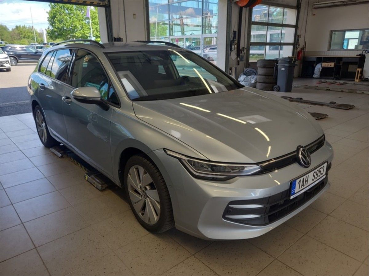 Volkswagen Golf, 1,5 TSi 85kW DSG Life - fotka 4