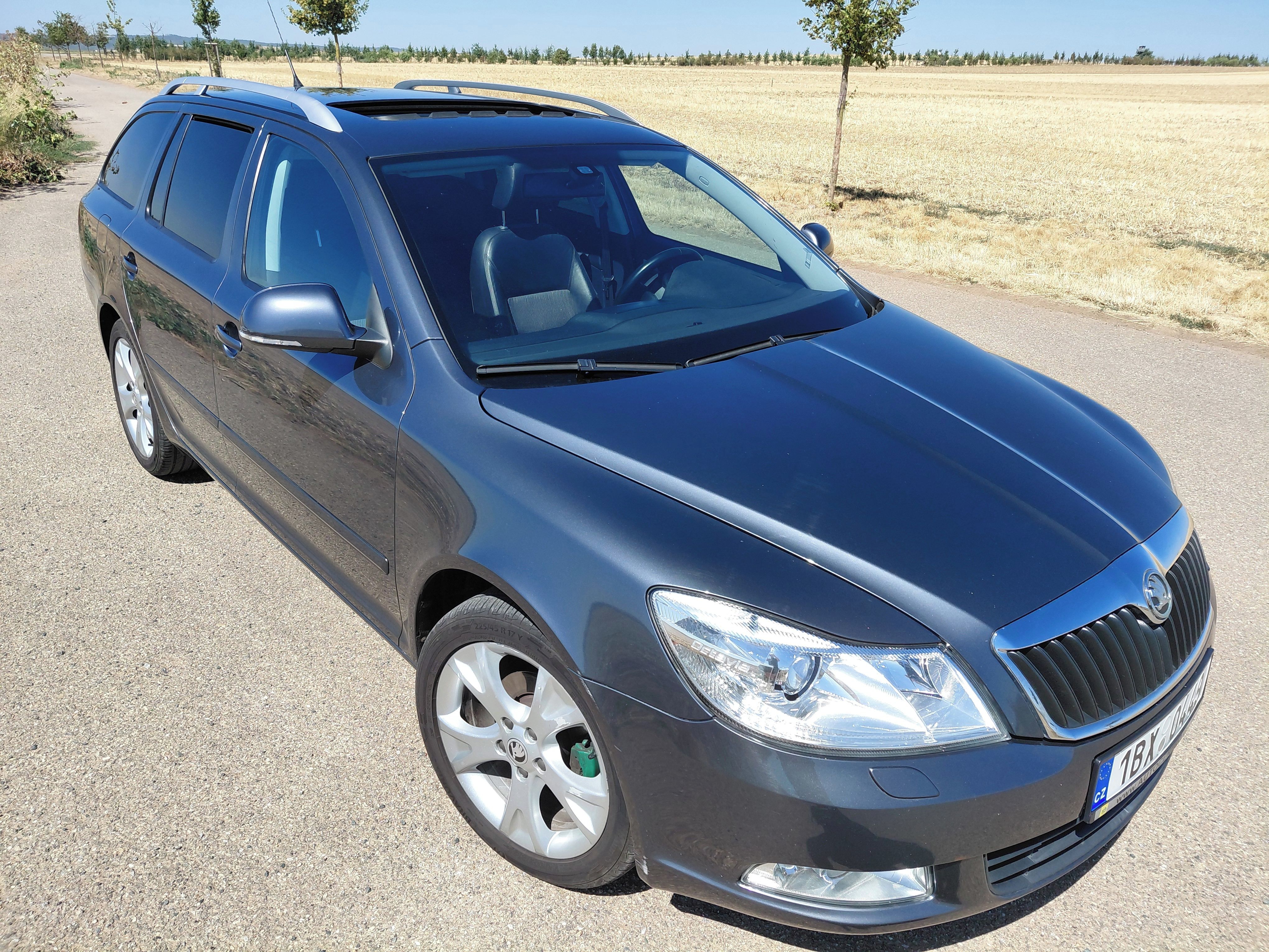 Škoda Octavia - fotka 3
