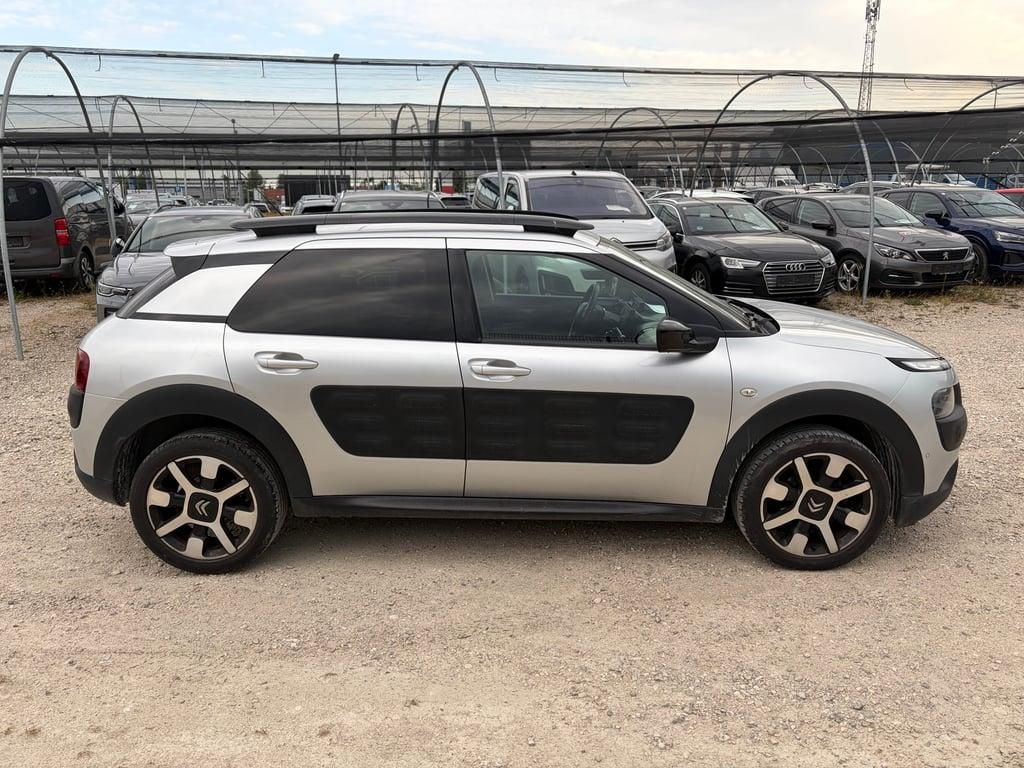 Citroën C4 Cactus, 1,2 PT - Shine - Automat - fotka 4