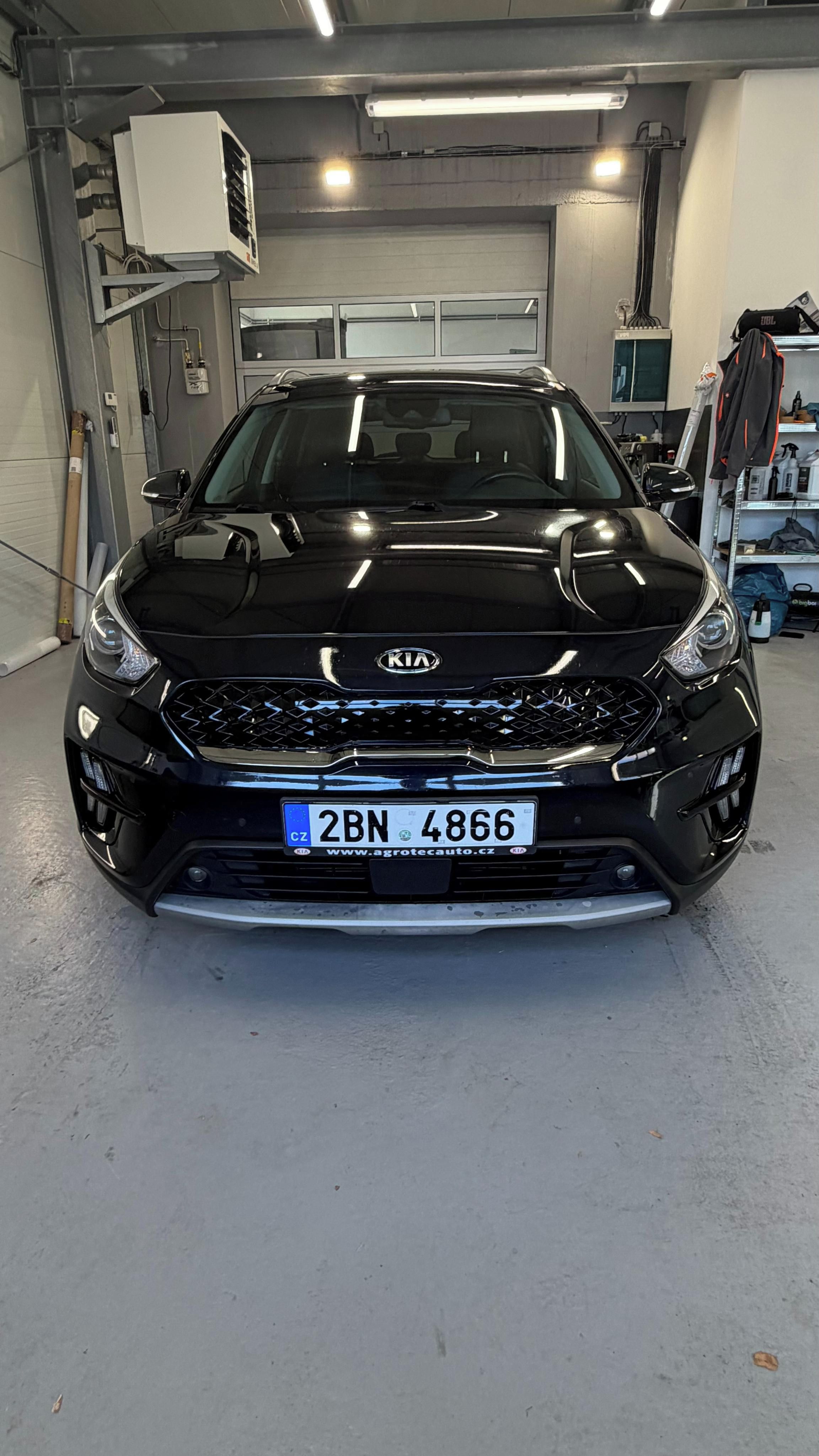 Kia Niro, tovární záruka 12/2027 - fotka 4