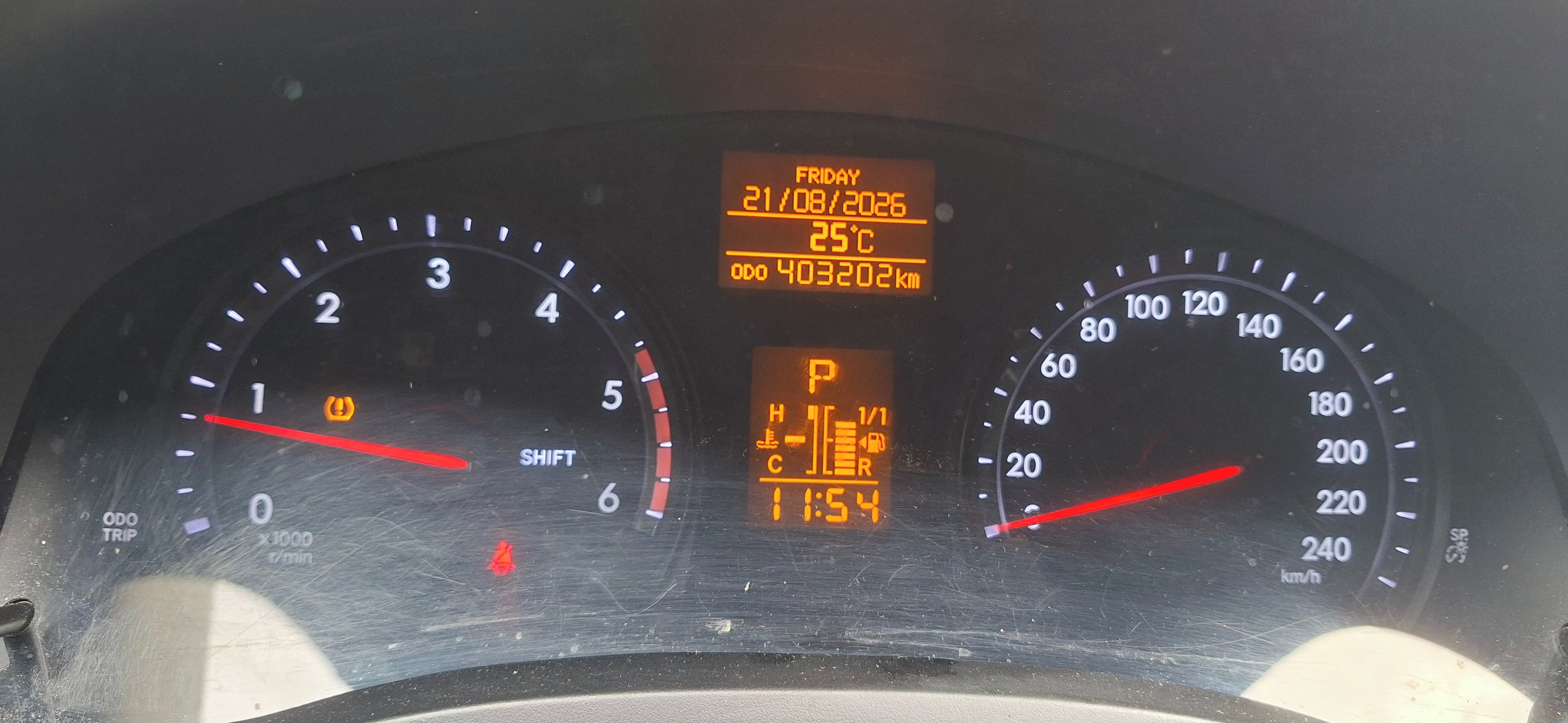 Toyota Avensis, 2.2 tdi - fotka 4