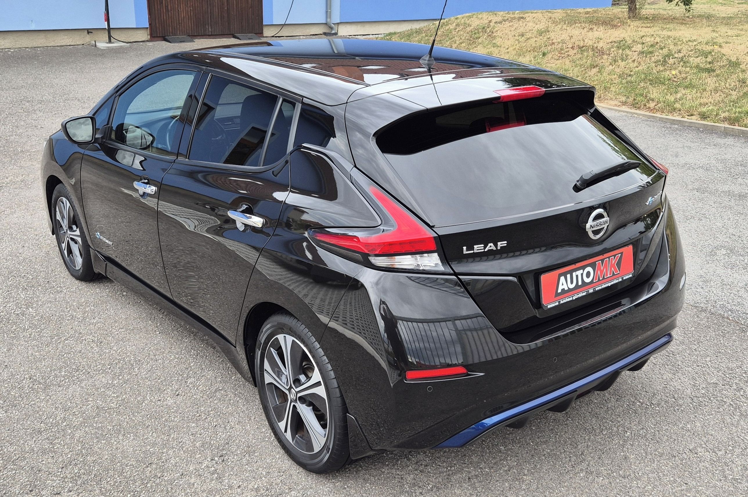 Nissan LEAF, 1.majitel servisní kniha. - fotka 5