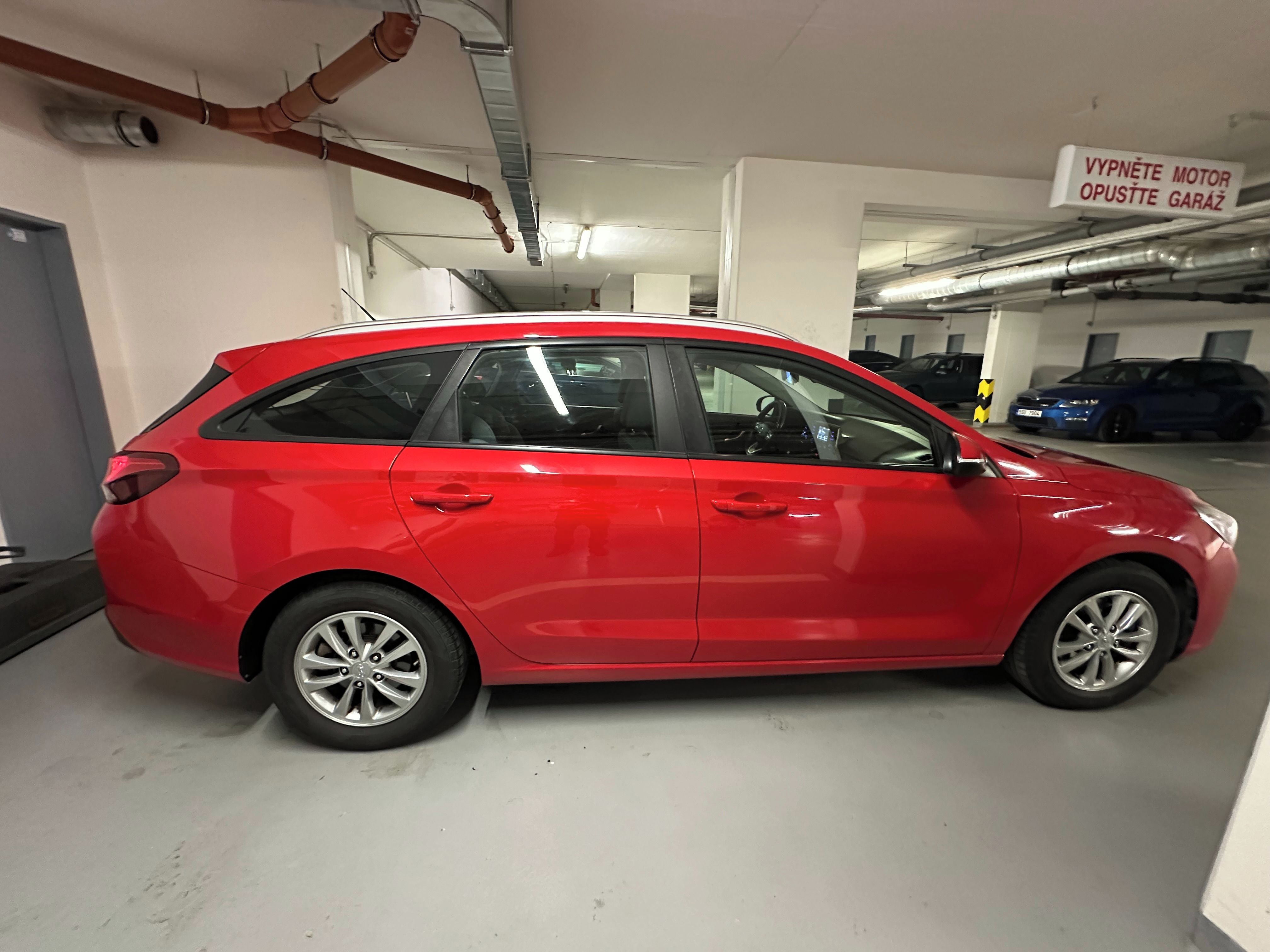 Hyundai i30, 1.0 T-GDI, Serv.kniha, Klima - fotka 4