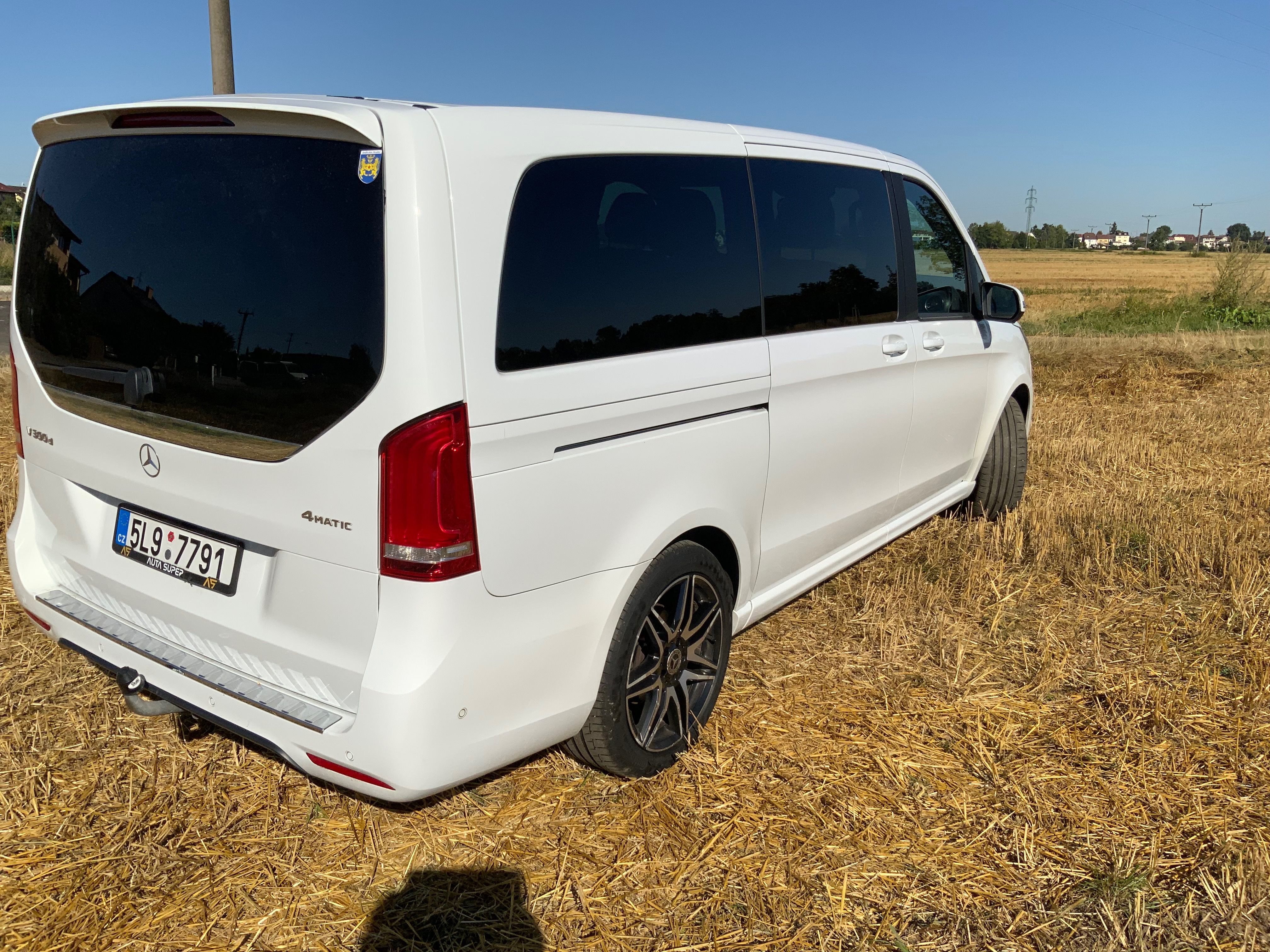 Mercedes-Benz Třídy V, V300d 4 matic AMG line - fotka 5