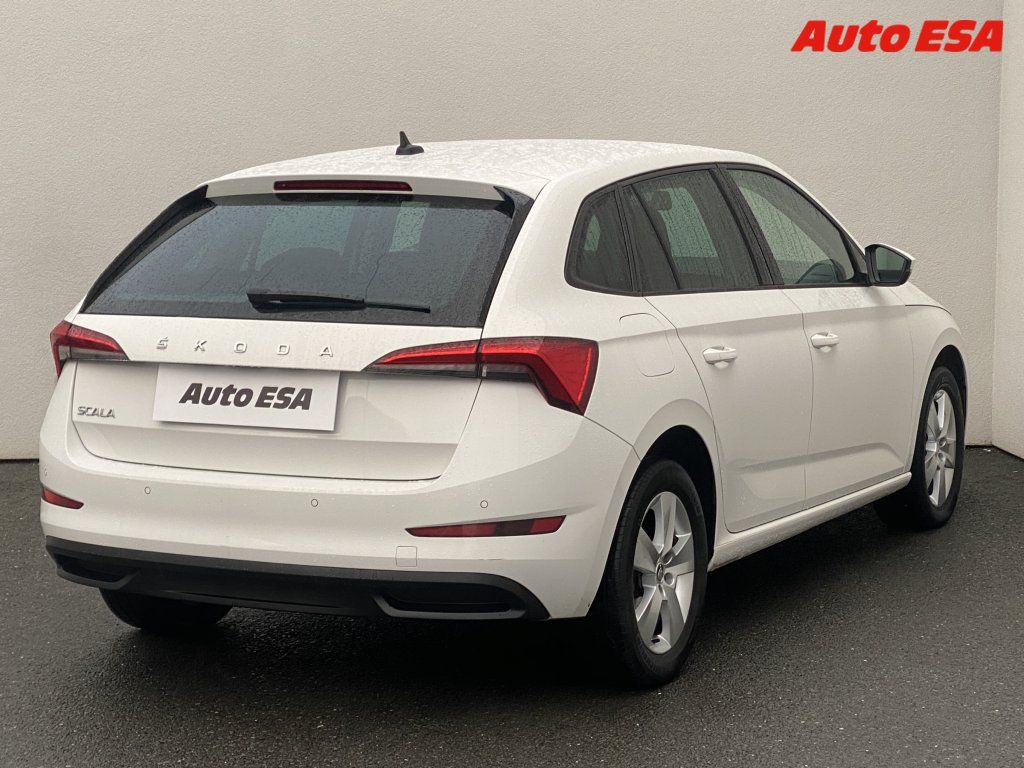 Škoda Scala, 1.0 TSi,2.maj,ČR,Ambition - fotka 4