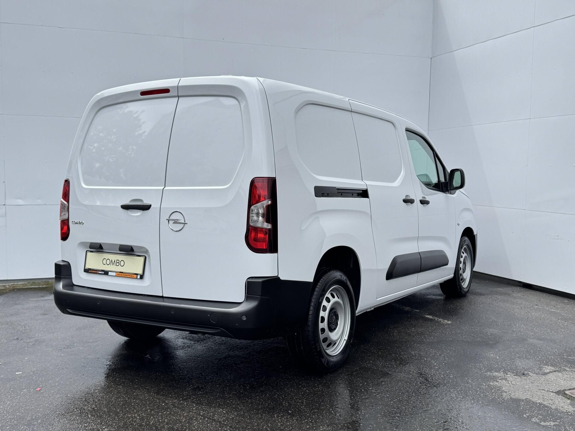 Opel Combo, L2 (XL) 1.5 CDTi 102k MT6 1,5 - fotka 4