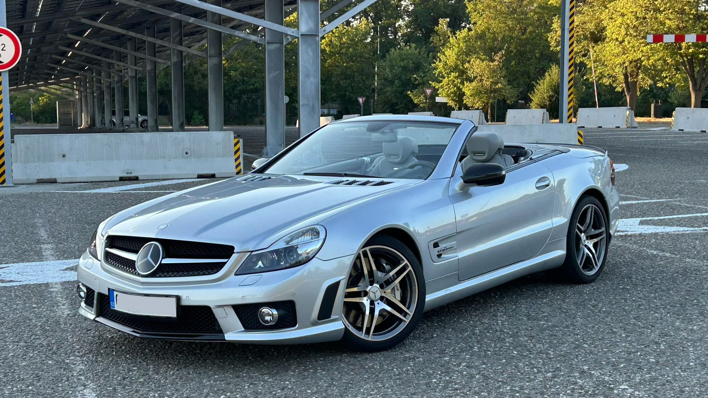 Mercedes-Benz SL, 63 AMG V8 6.2 | 386kW