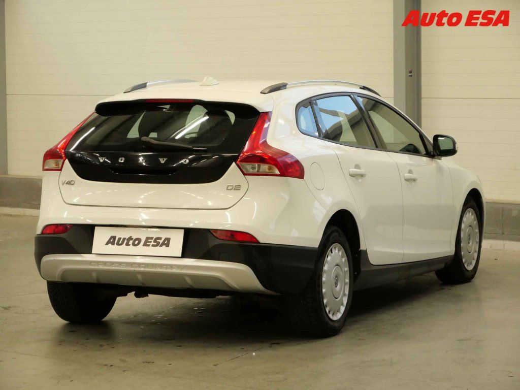 Volvo V40, 1.6d - fotka 4