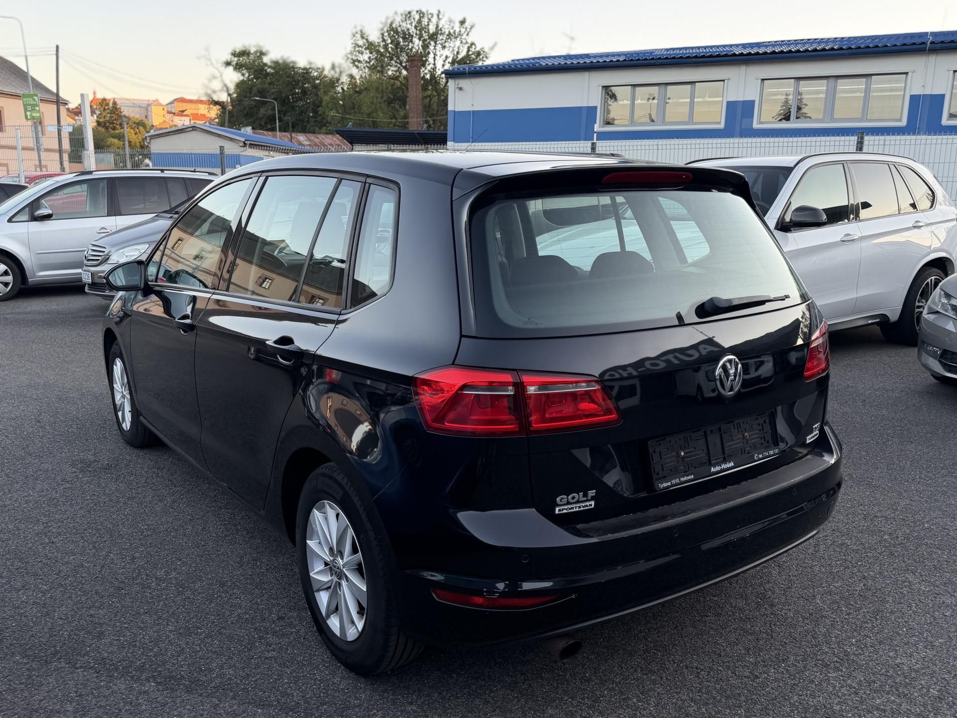 Volkswagen Golf Sportsvan, 1.2 Tsi, 77kw, TAŽNÉ - fotka 2