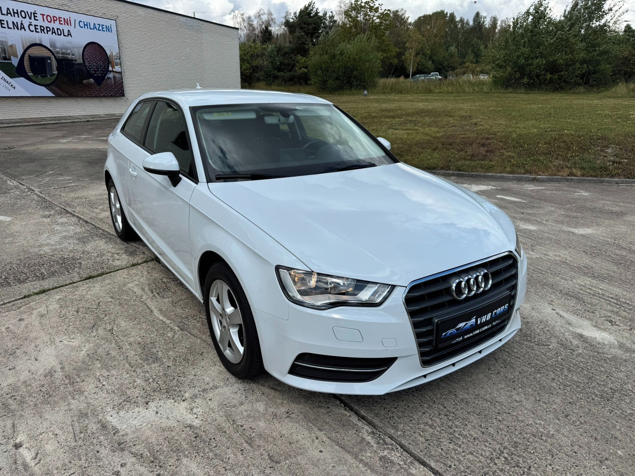 Audi A3, 1.6 TDI 81 kW S-tronic - fotka 3