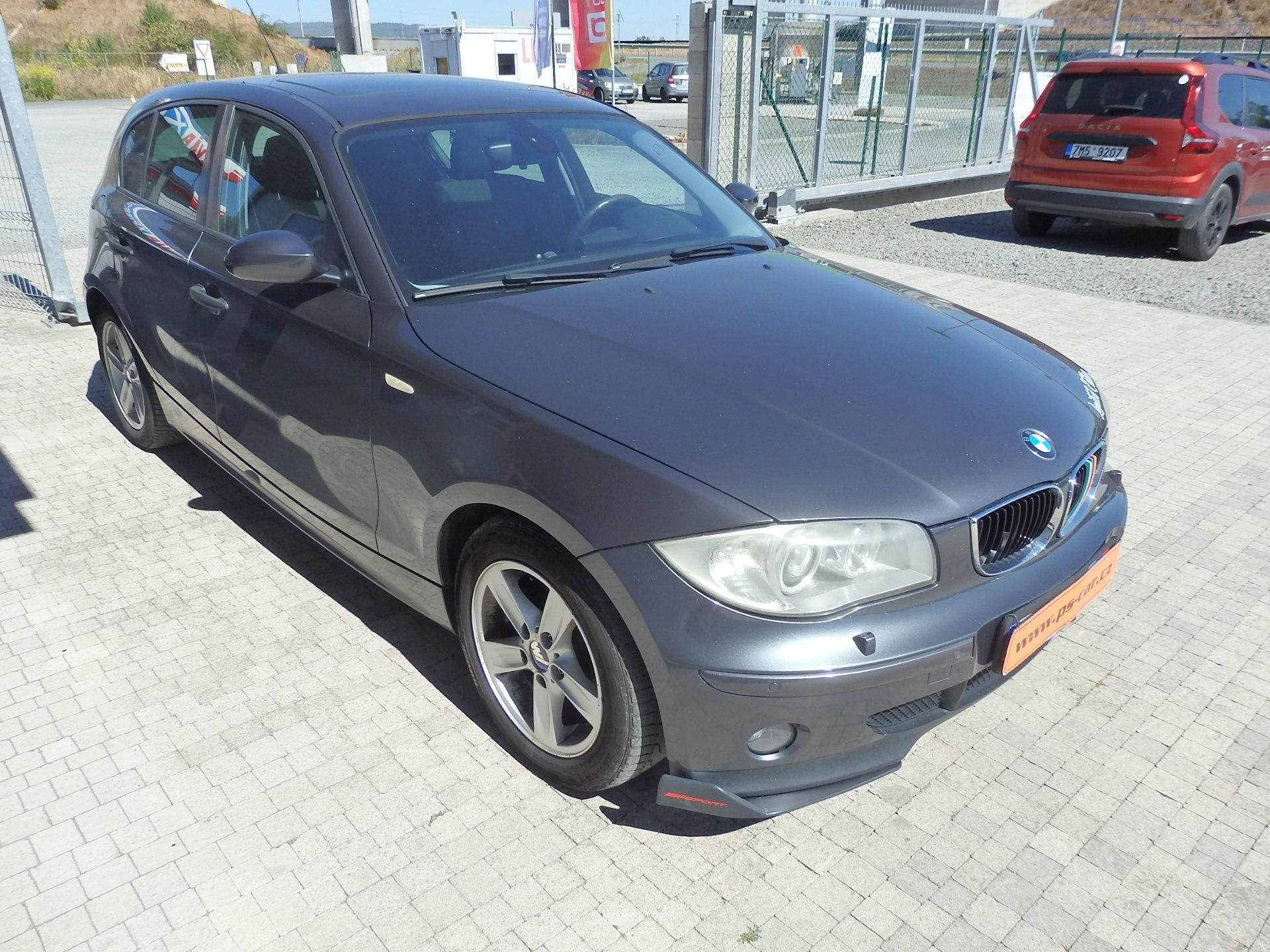 BMW Řada 1, 118D DIGI. KLIMA, 8x AIRBAG - fotka 3