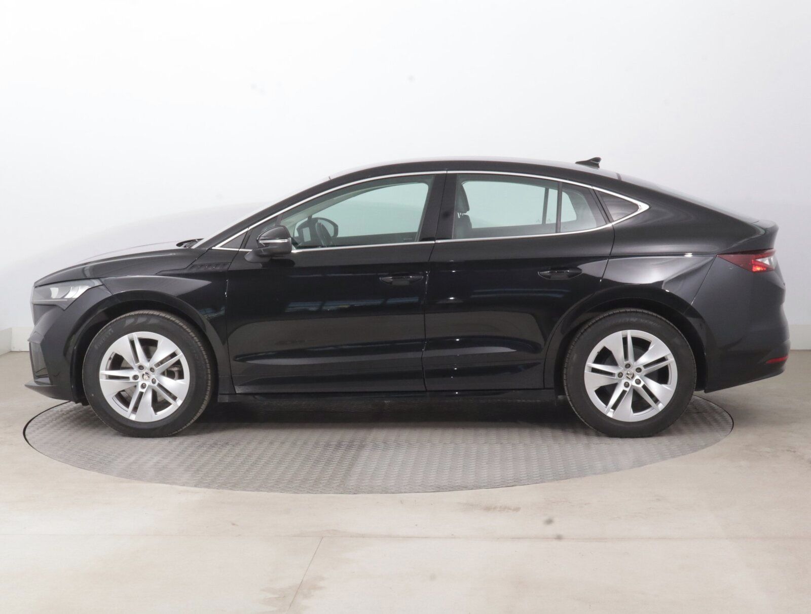Škoda Enyaq Coupé, 60 (62 kWh), Automat, Navi - fotka 3