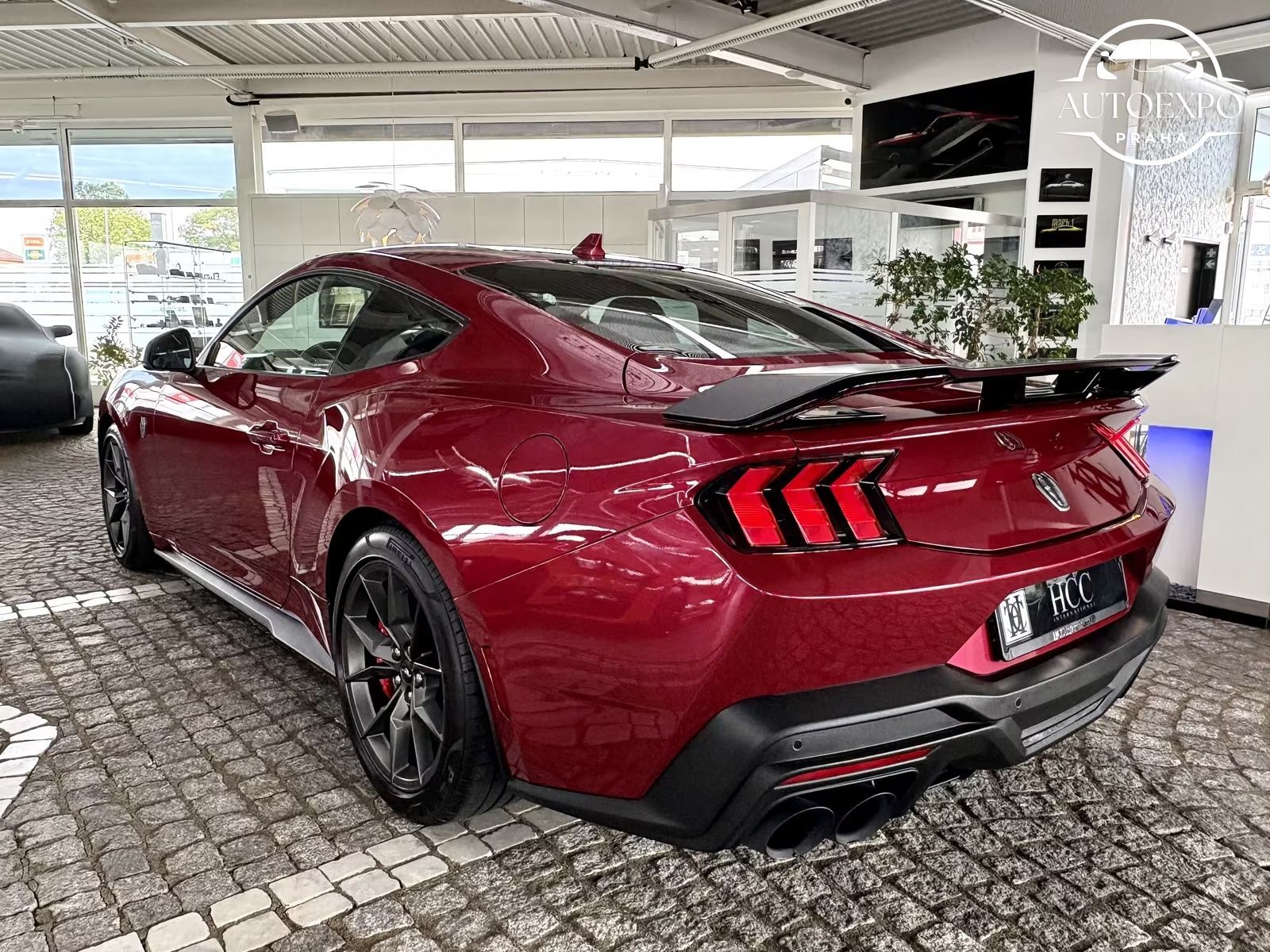 Ford Mustang, 5.0 V8 DARK HORSE +20 Zoll - fotka 6
