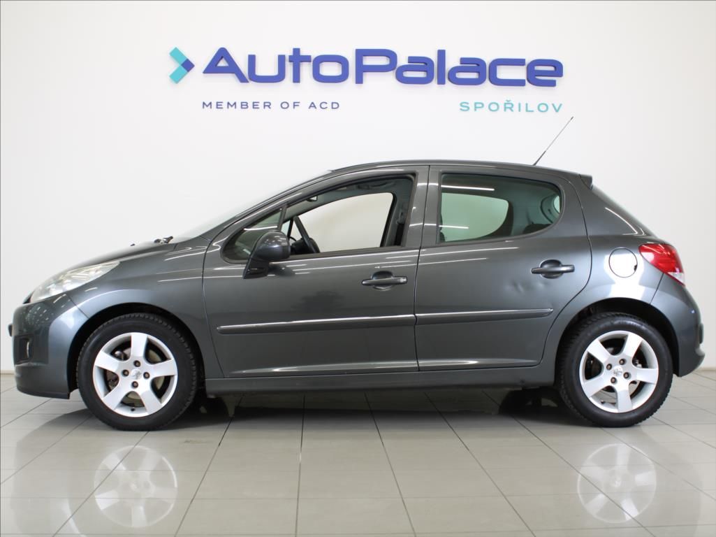 Peugeot 207, 1,6 VTi 88kW Panorama 168tkm. - fotka 5