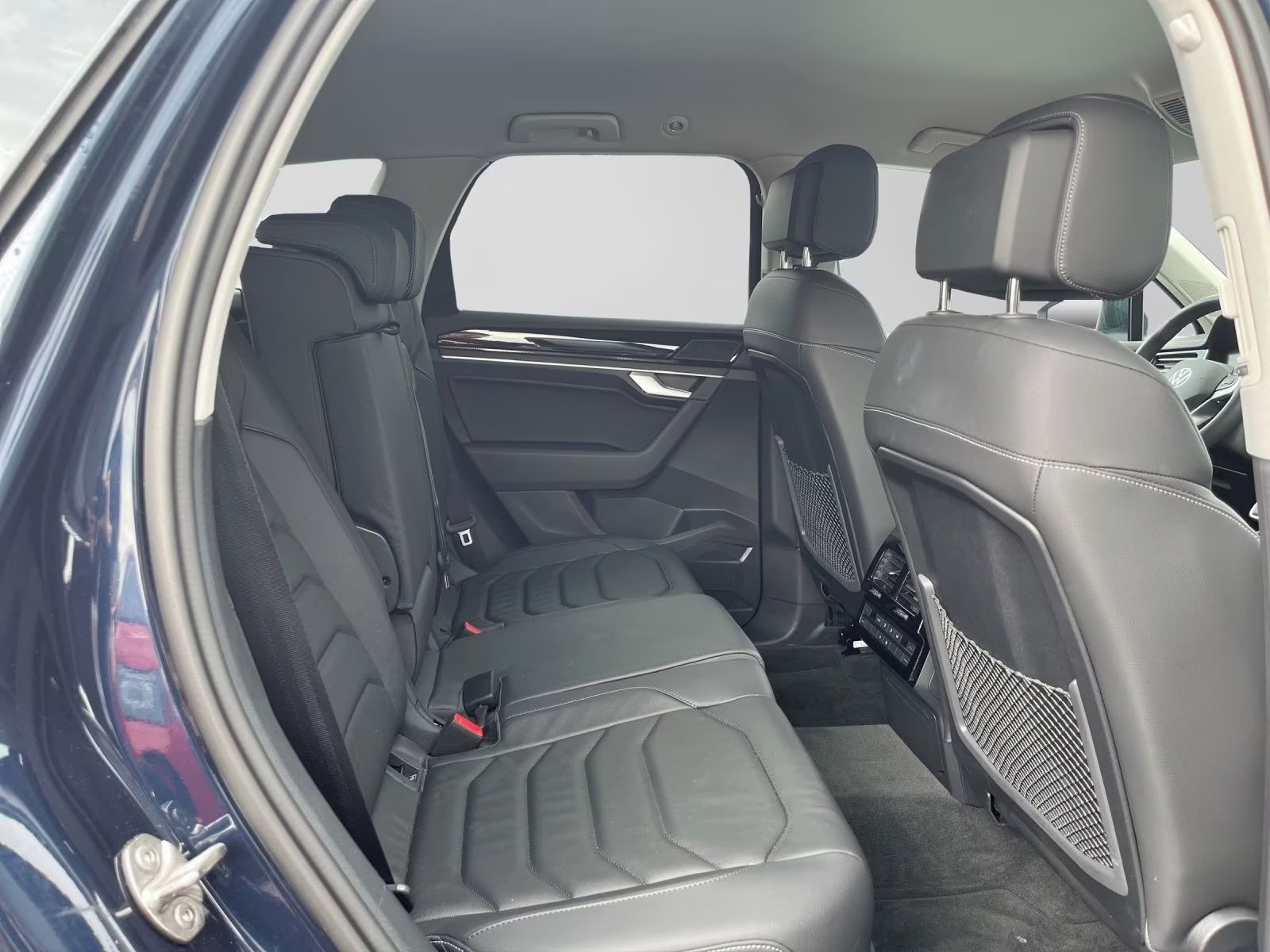 Volkswagen Touareg, 3.0 TDI 4M R-LINE*Kůže*Vzduch* - fotka 6