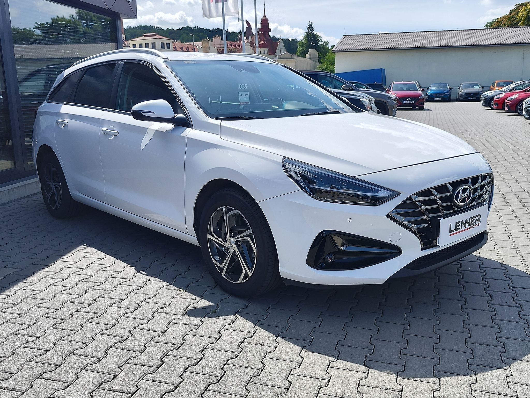 Hyundai i30, 1.0 T-GDI/88kW Smart Navi DCT - fotka 3