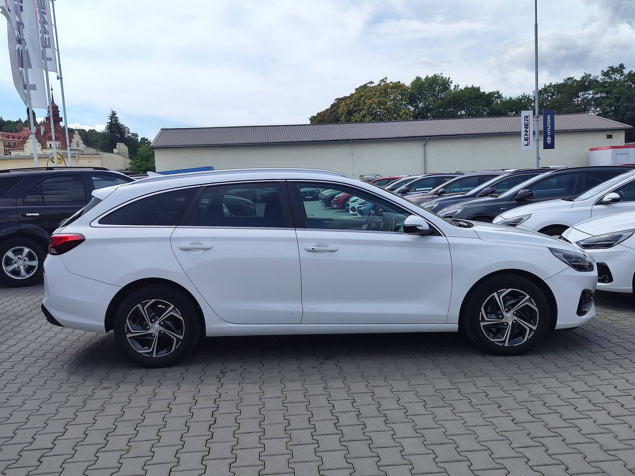 Hyundai i30, 1.0 T-GDI/88kW Smart DCT - fotka 4