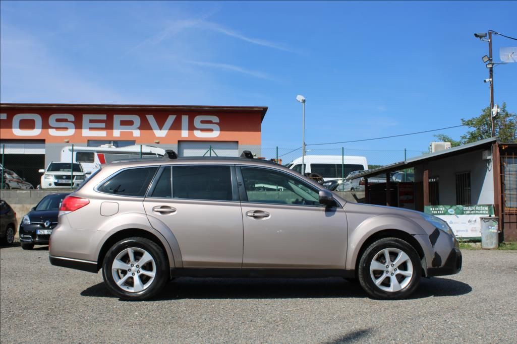 Subaru Outback, 2,0 D  4 x 4, ČR, SERVISKA - fotka 4