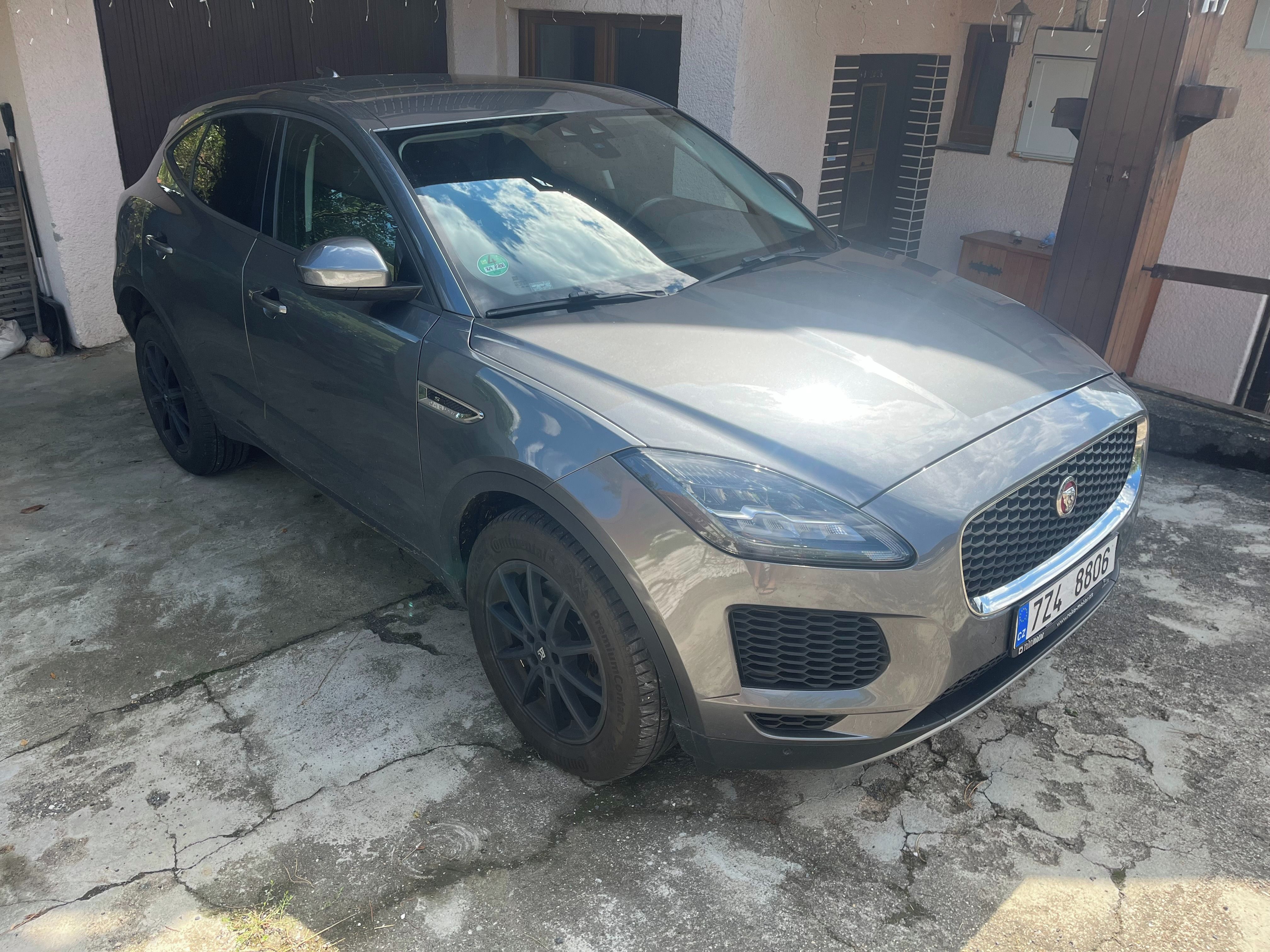 Jaguar E-Pace, D150, 2.0 AWD - fotka 4