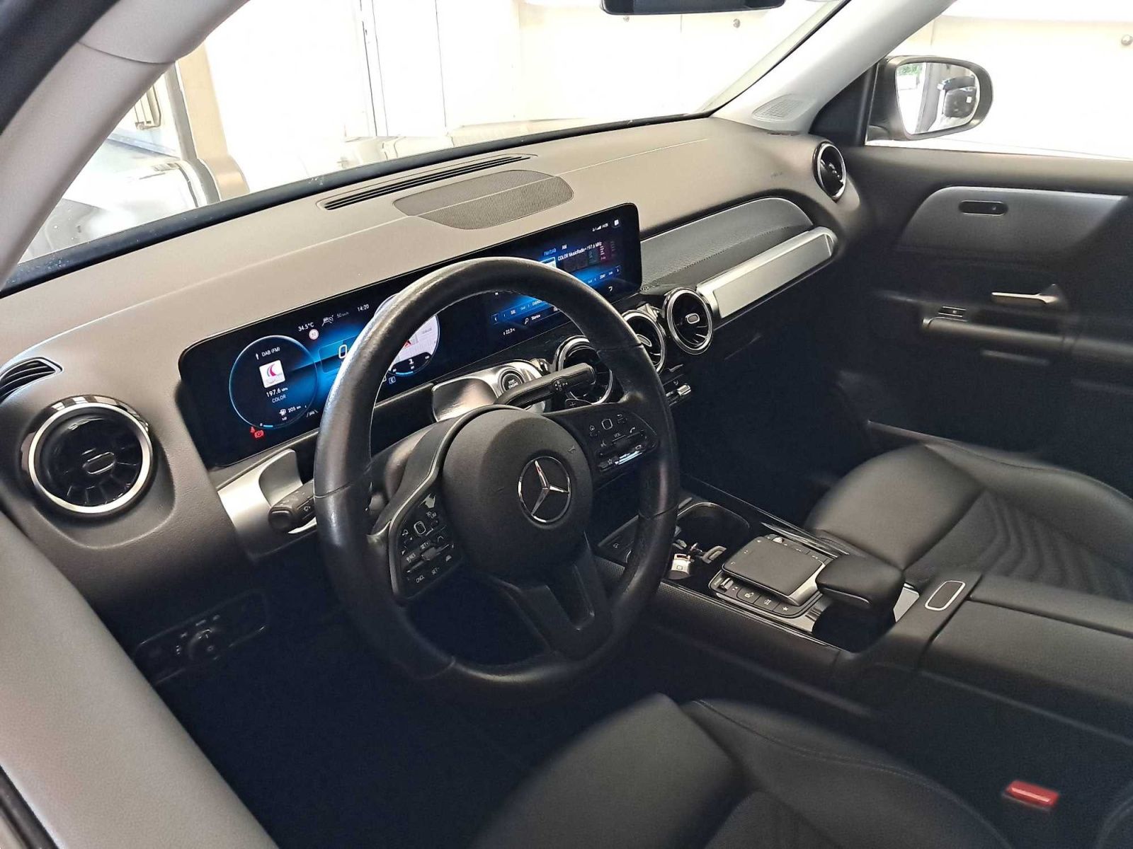 Mercedes-Benz GLB, GLB 200 d, Automat, Kůže - fotka 3